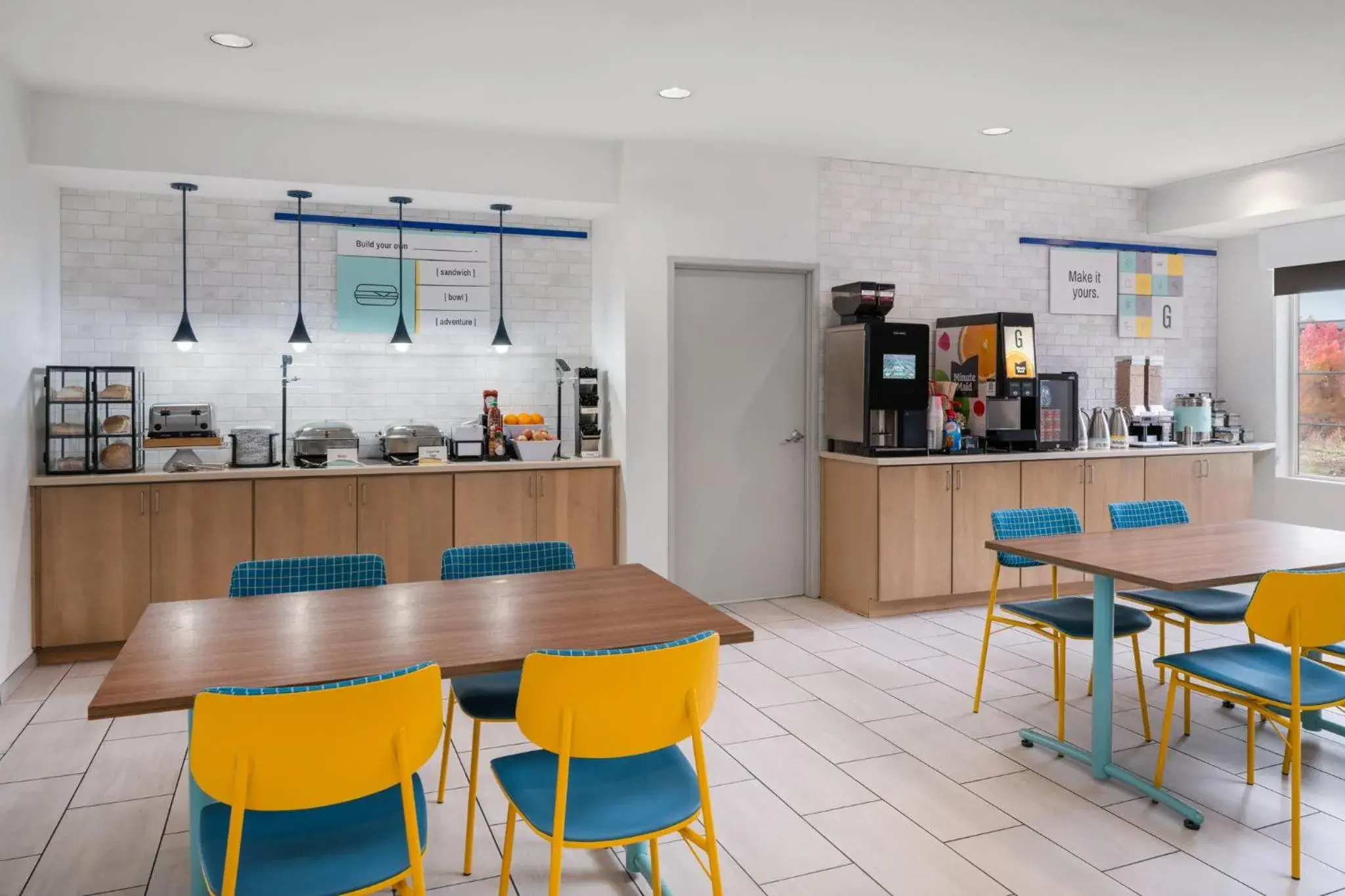 Breakfast in Garner Hotel Liberty Lake by IHG Breakfast in Garner Hotel Liberty Lake by IHG