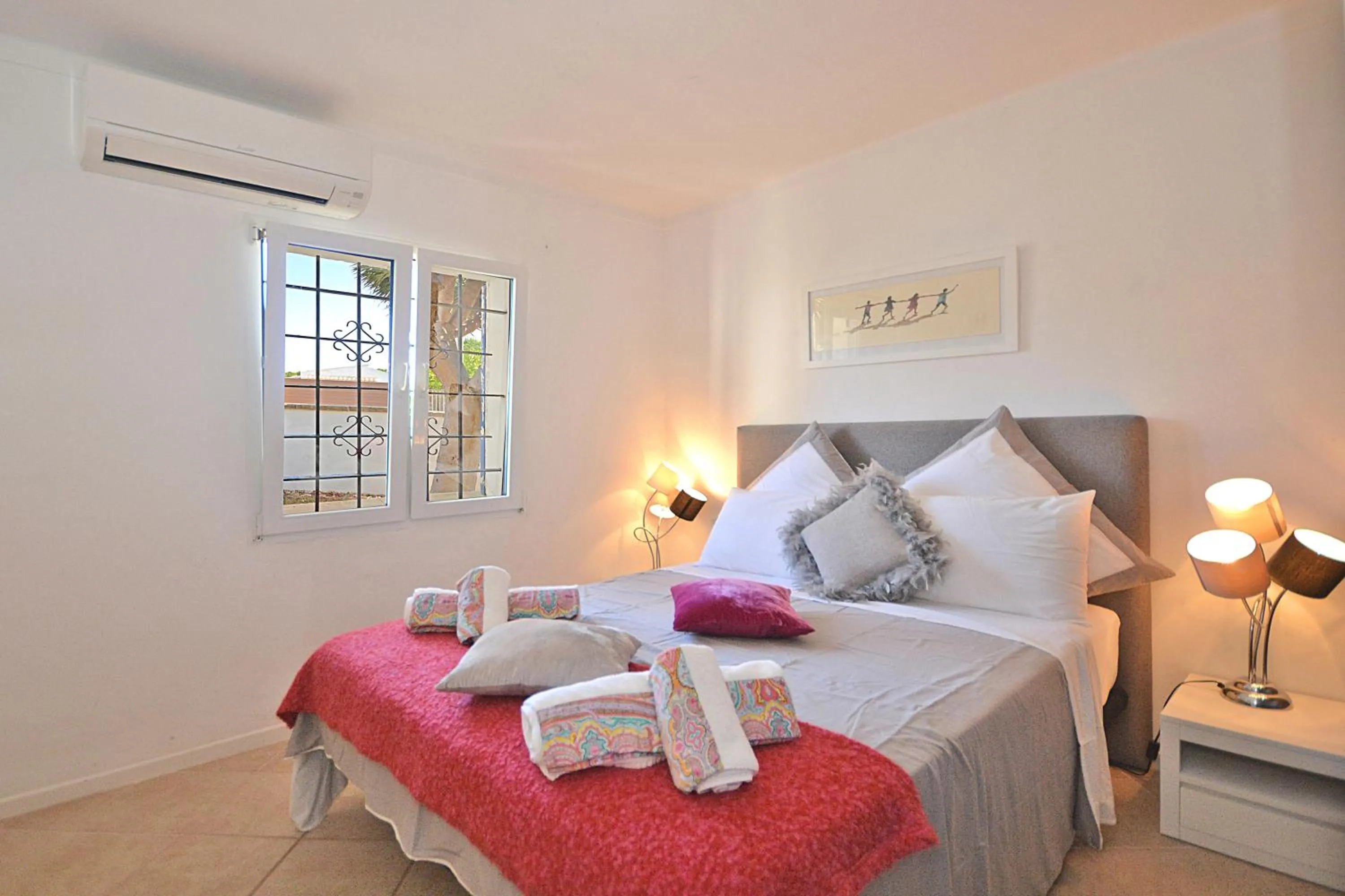 Bedroom, Bed in Villa Odette