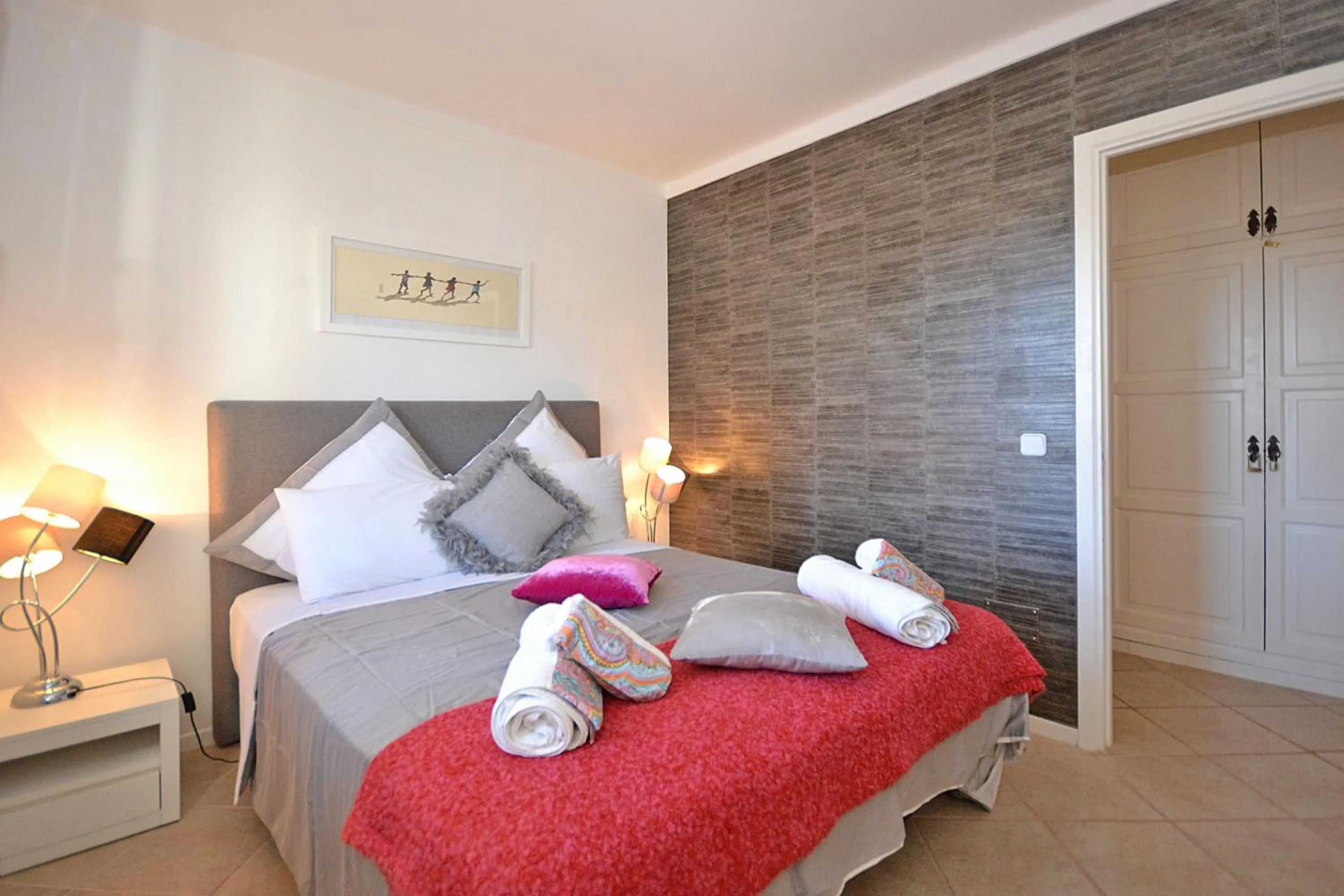 Bedroom, Bed in Villa Odette