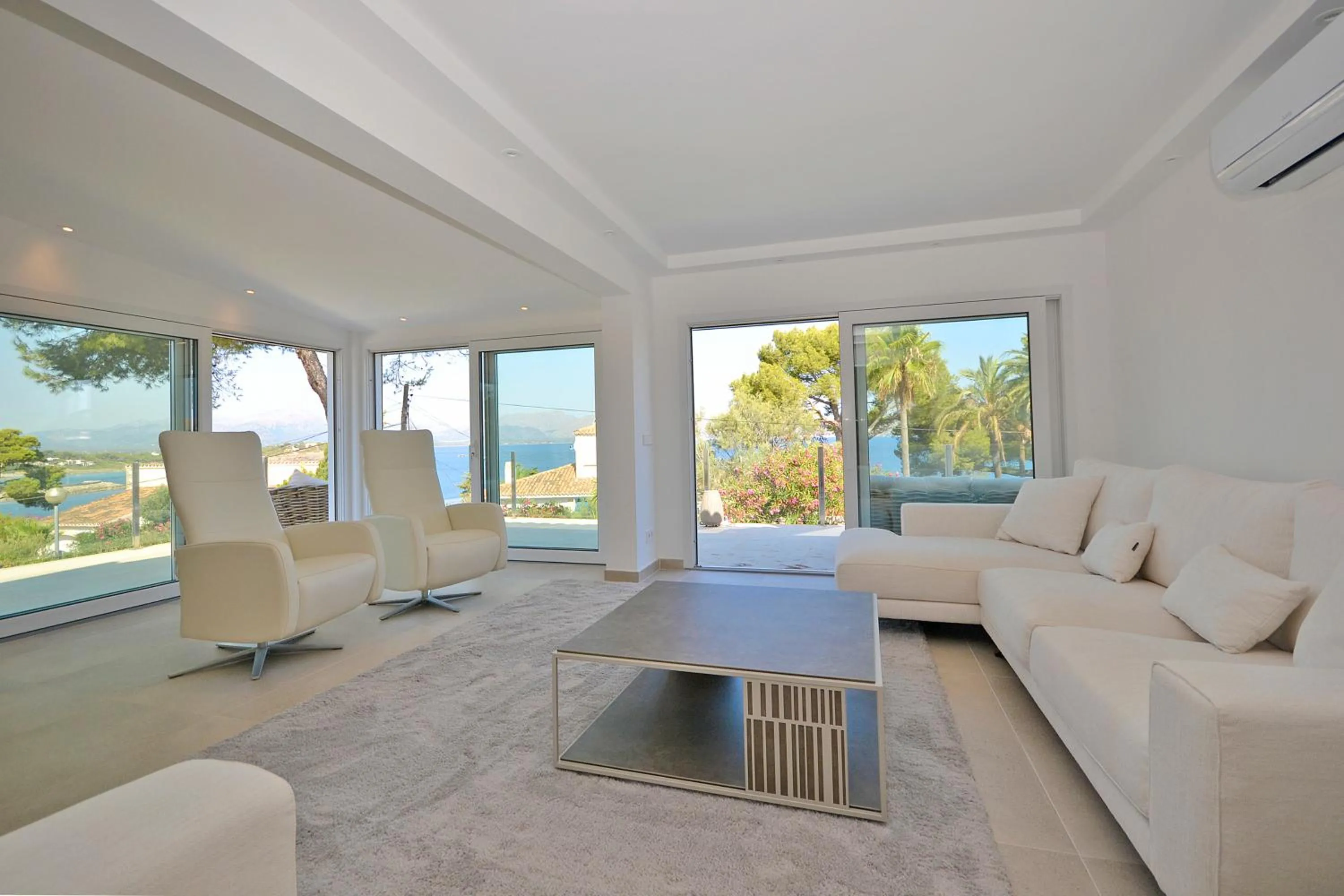 Living room in Villa Odette