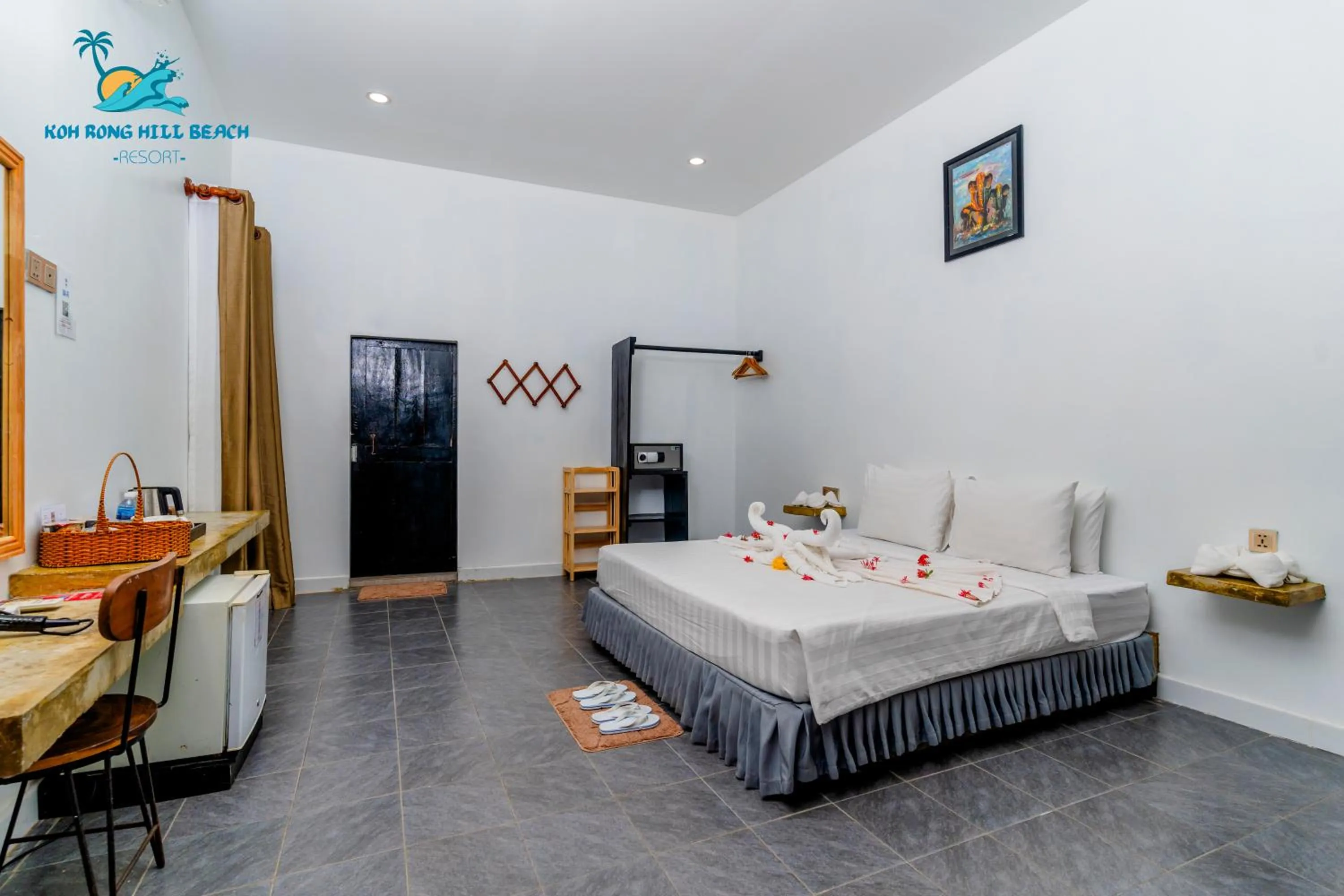 Photo of the whole room, Bed in Koh Rong Hill Beach Resort