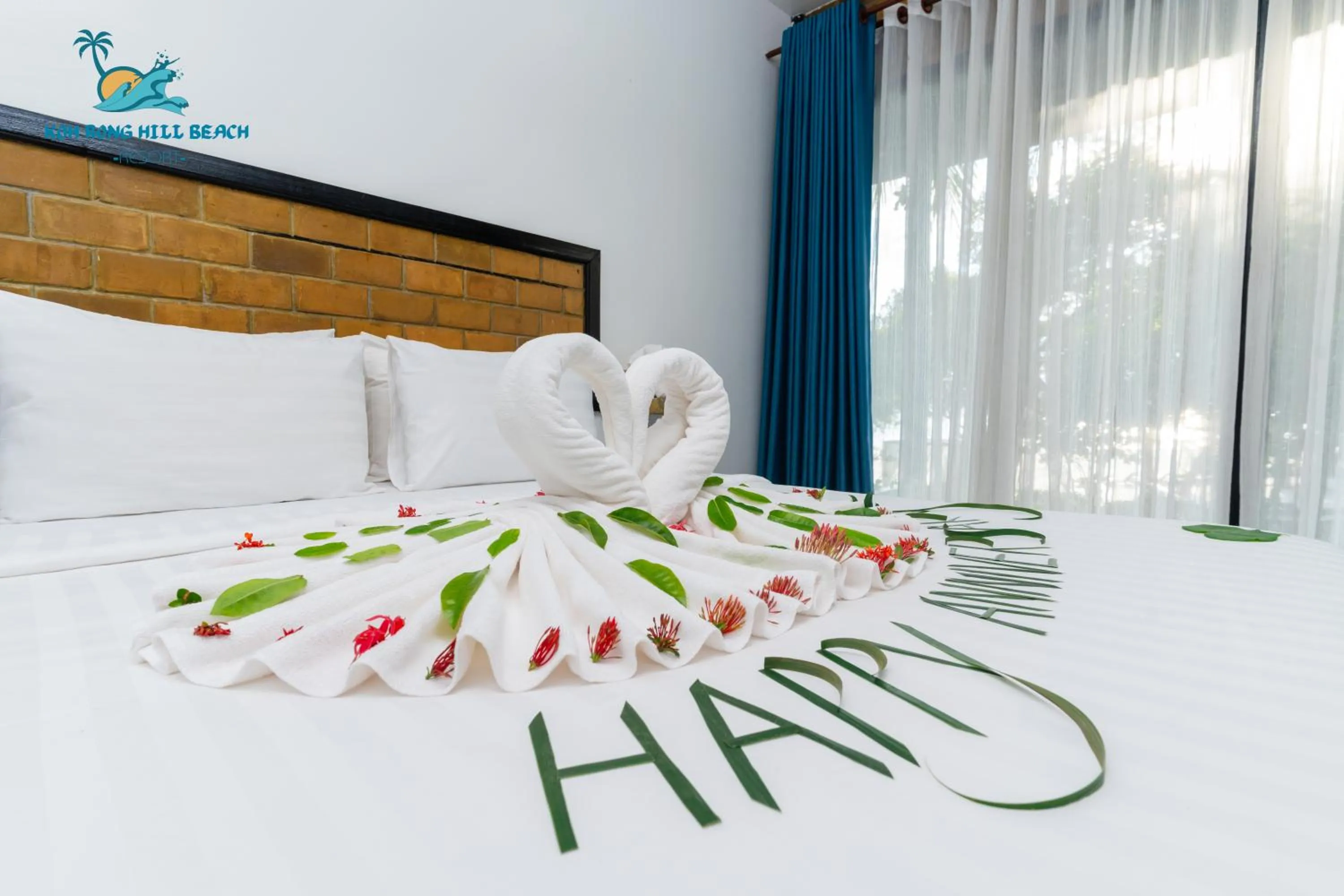 Photo of the whole room, Bed in Koh Rong Hill Beach Resort