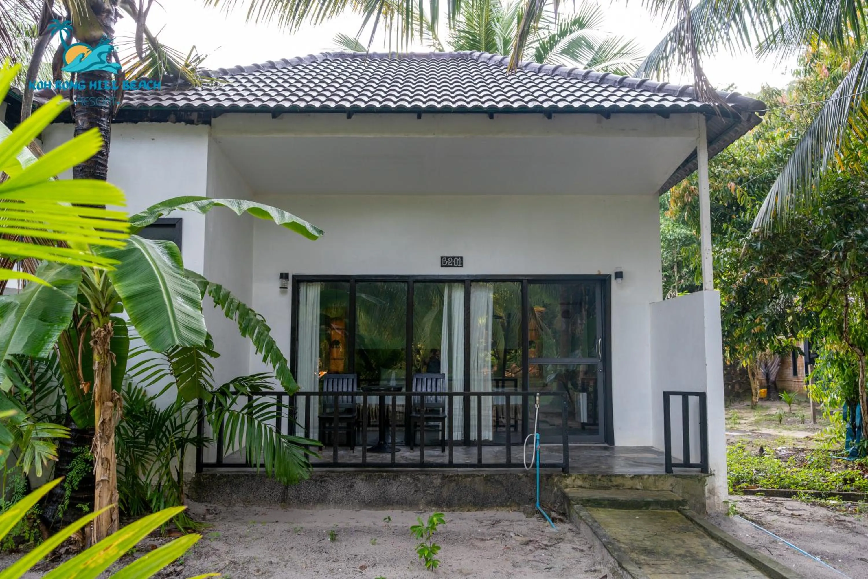Property building in Koh Rong Hill Beach Resort