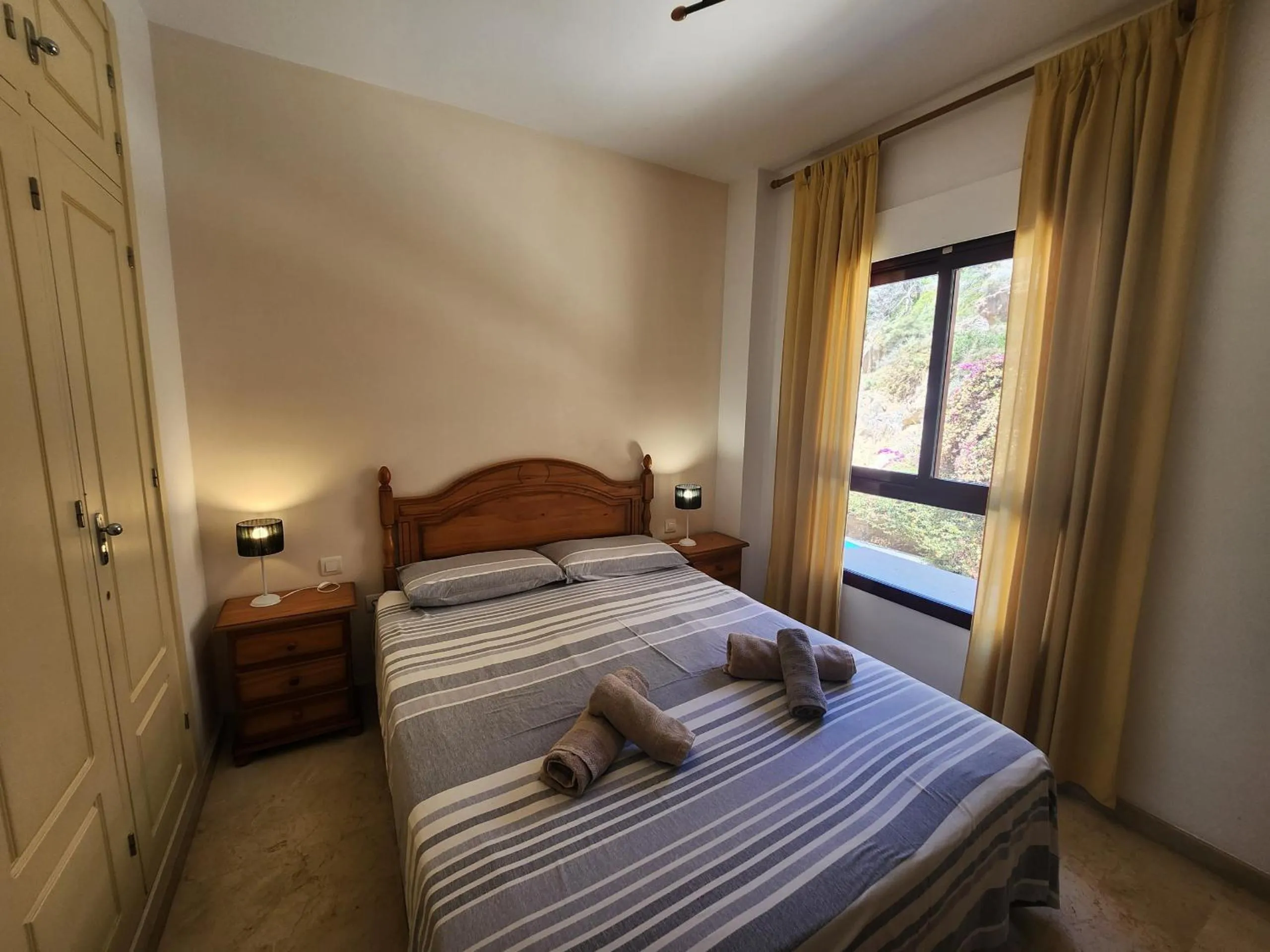 Bed in Burriana Front Line