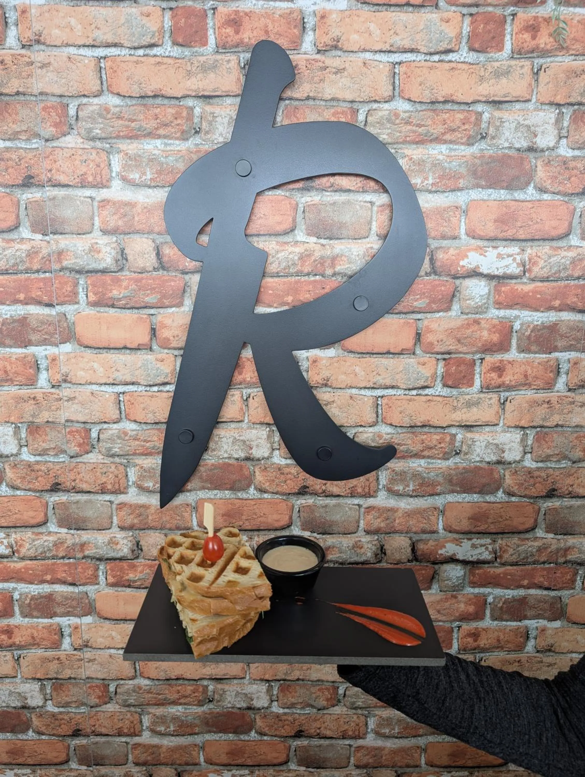 Restaurant/places to eat in Medicine Hat Lodge, Trademark Collection by Wyndham