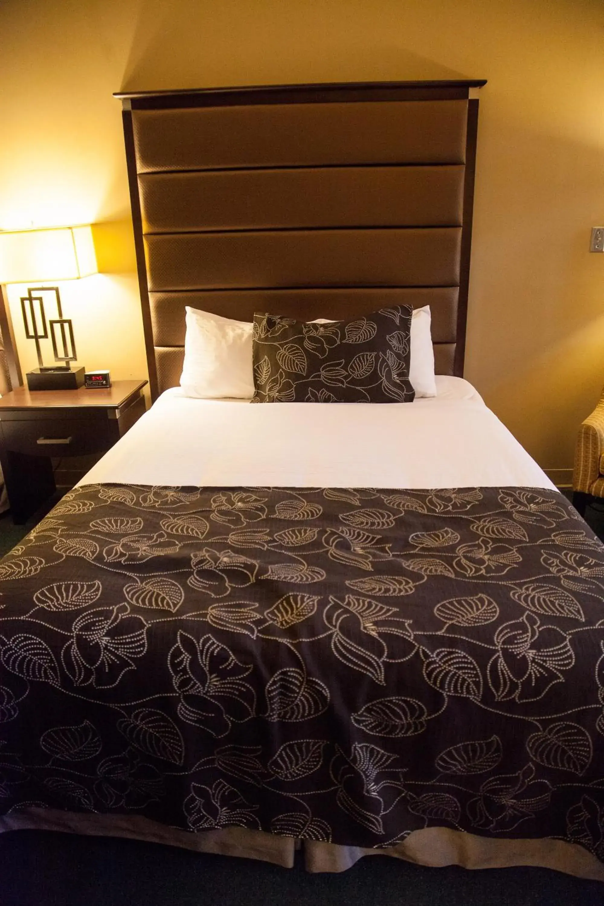 Bed in Medicine Hat Lodge, Trademark Collection by Wyndham Bed in Medicine Hat Lodge, Trademark Collection by Wyndham