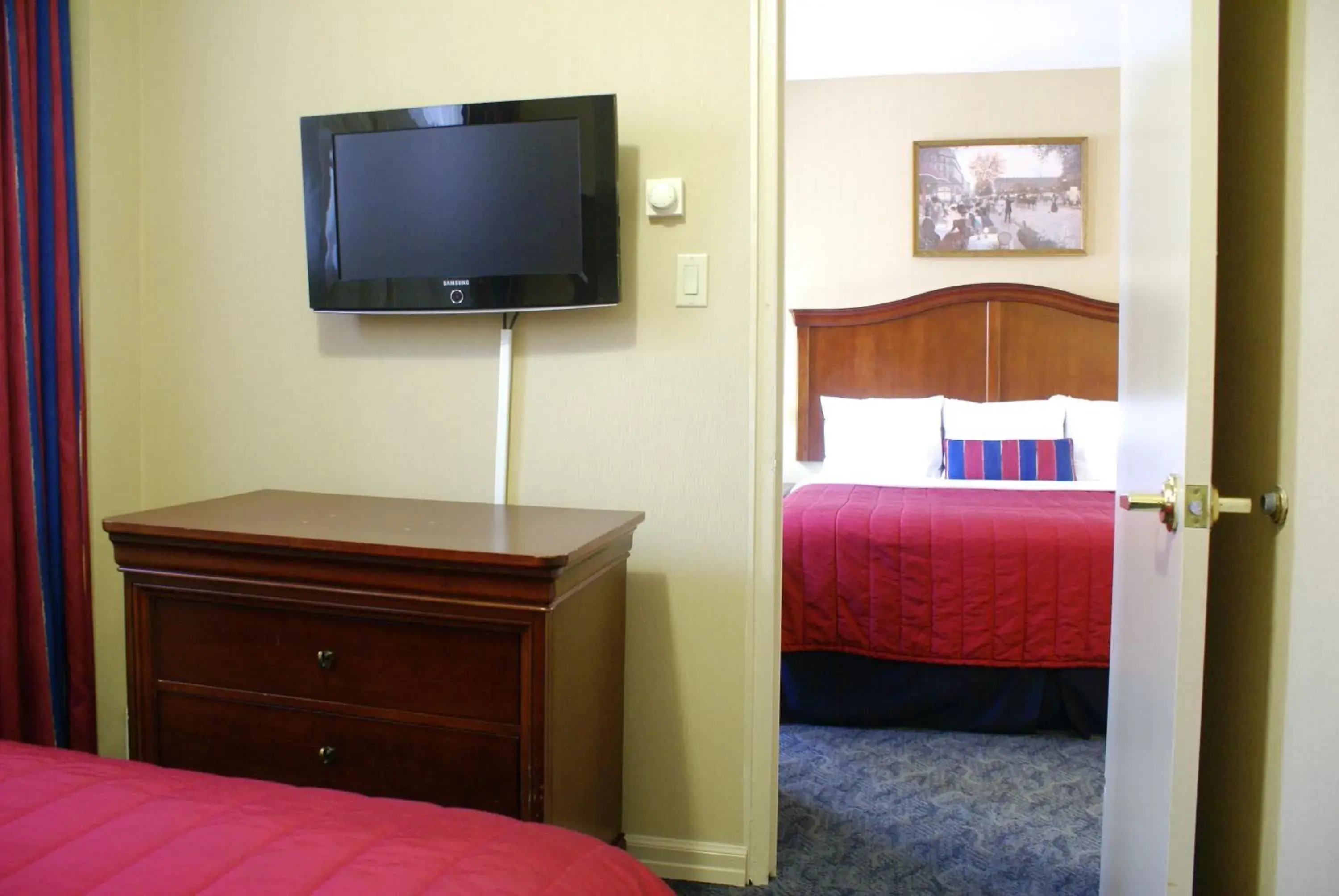 Bedroom in Ramada by Wyndham Jersey City Bedroom in Ramada by Wyndham Jersey City