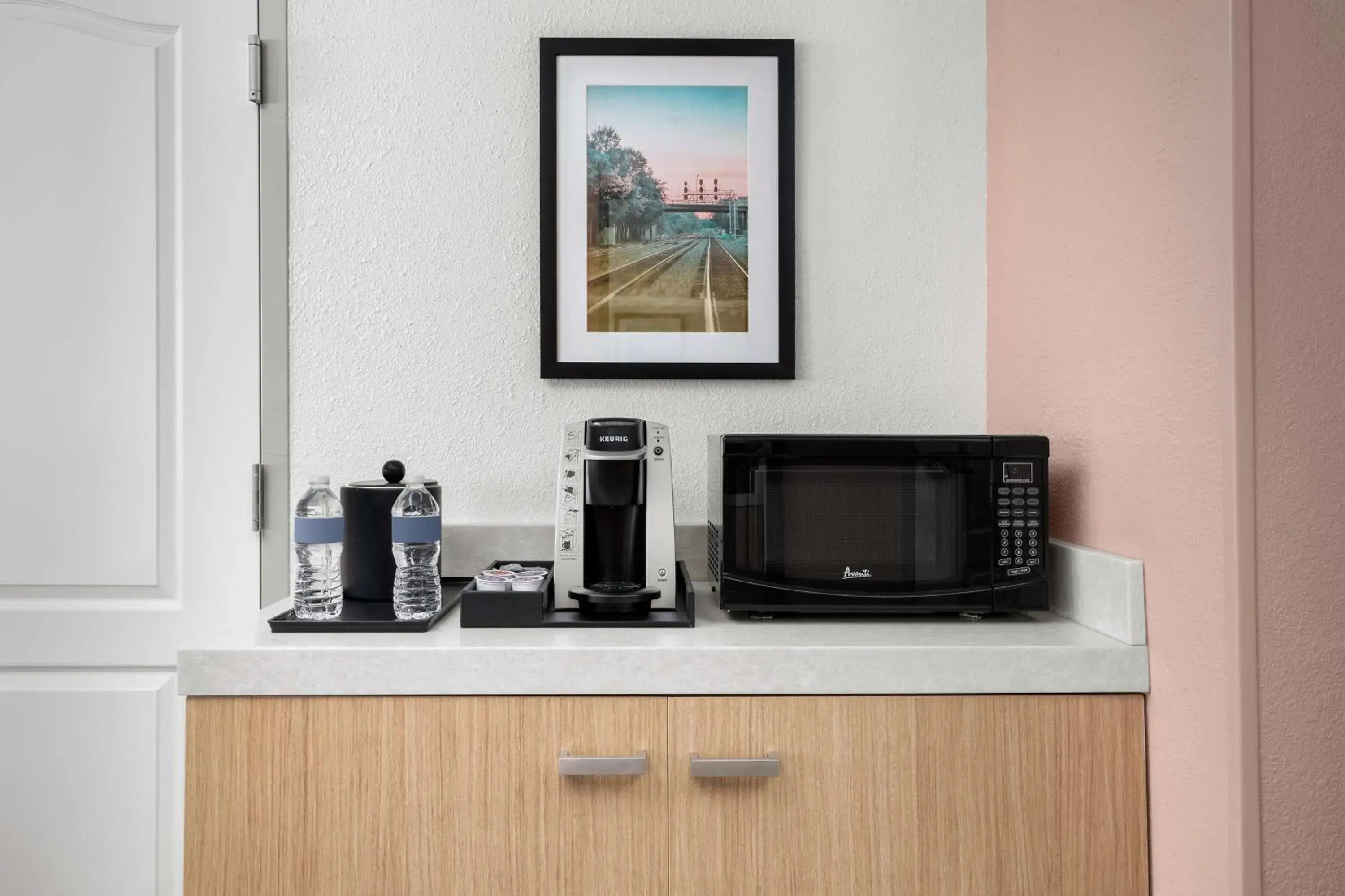 Photo of the whole room in Hilton Garden Inn Greensboro Photo of the whole room in Hilton Garden Inn Greensboro