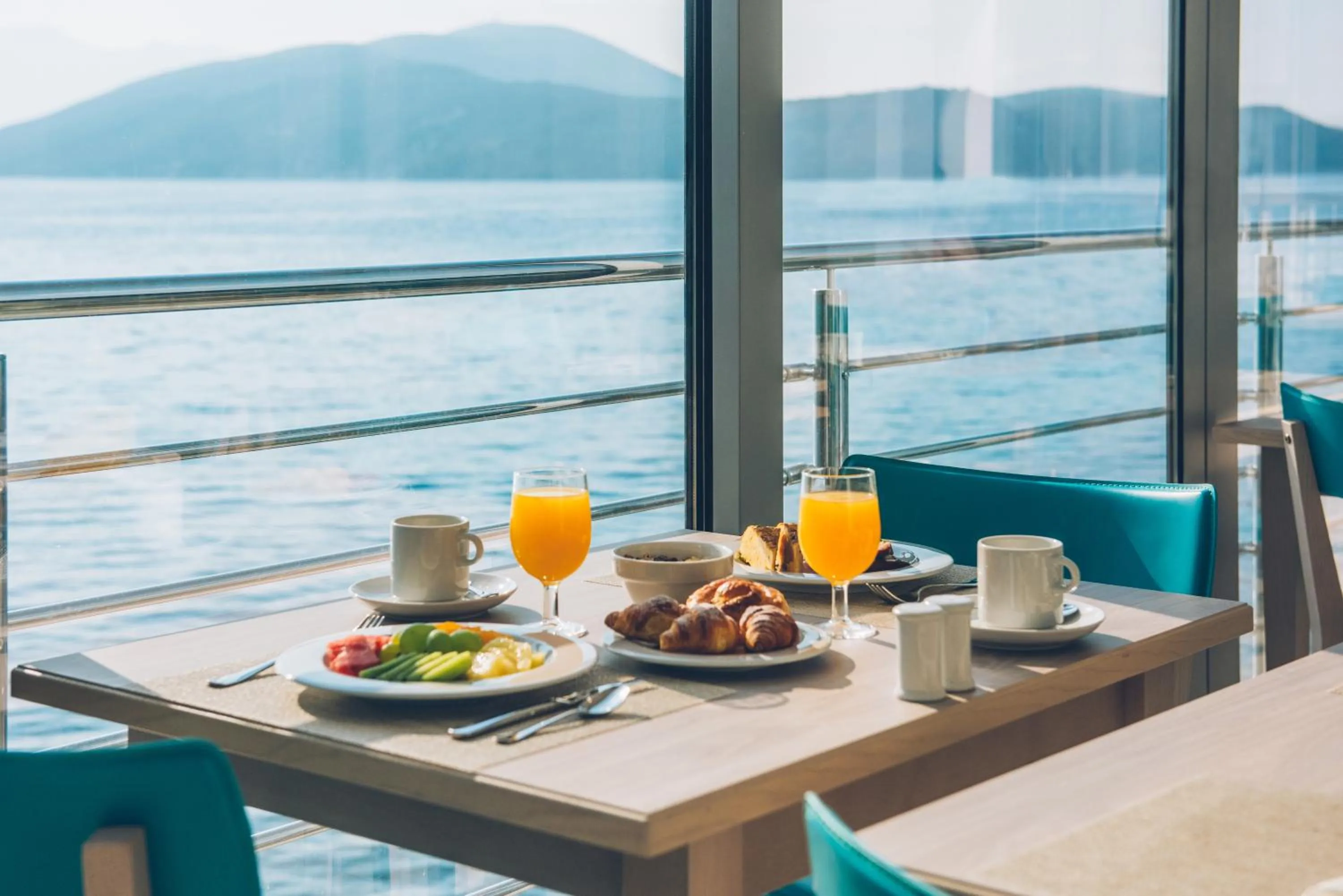 Restaurant/places to eat in Iberostar Waves Herceg Novi All Inclusive