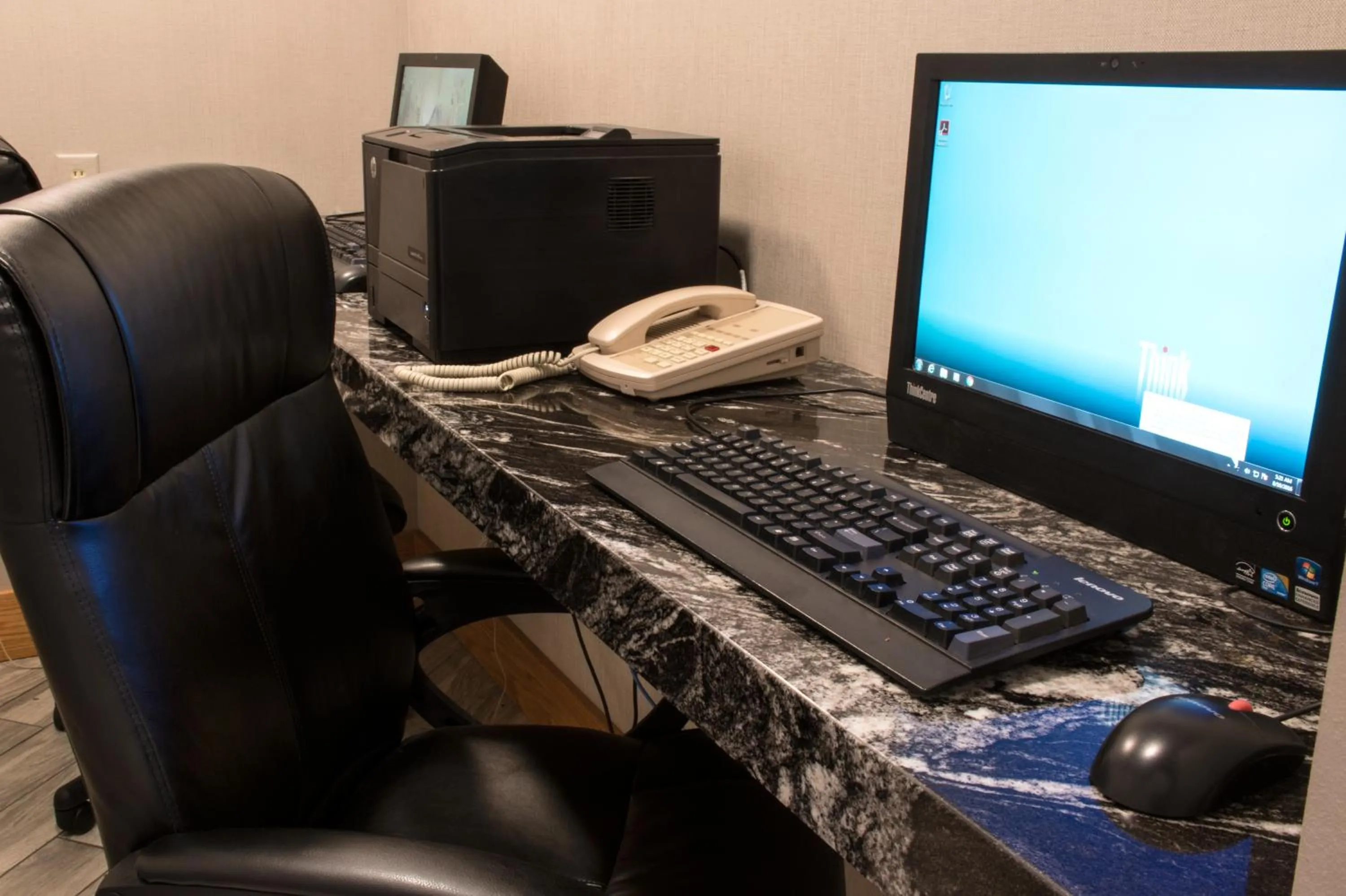 Business facilities in Greenstay Hotel & Suites Central