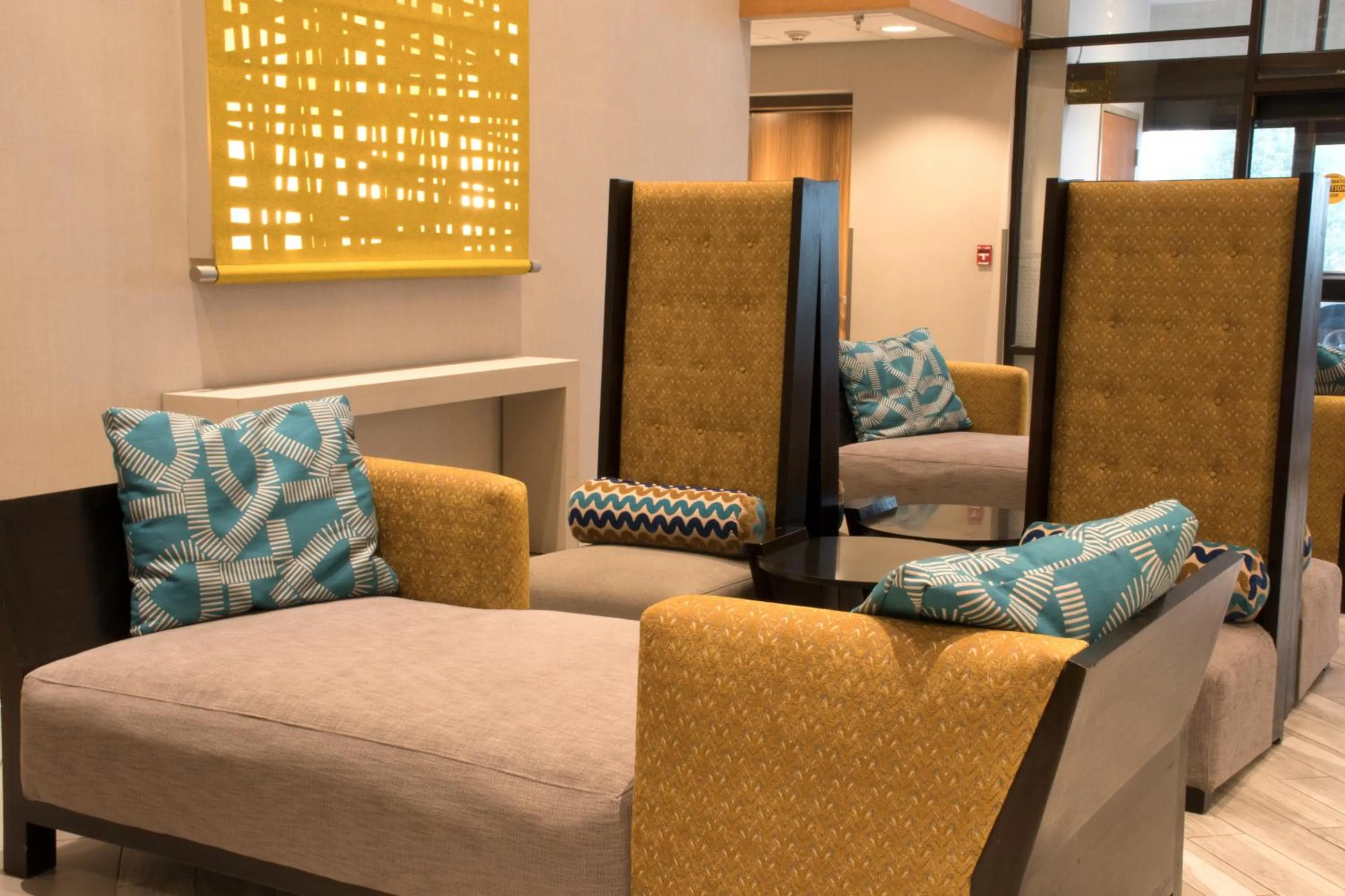 Lobby or reception in Greenstay Hotel & Suites Central