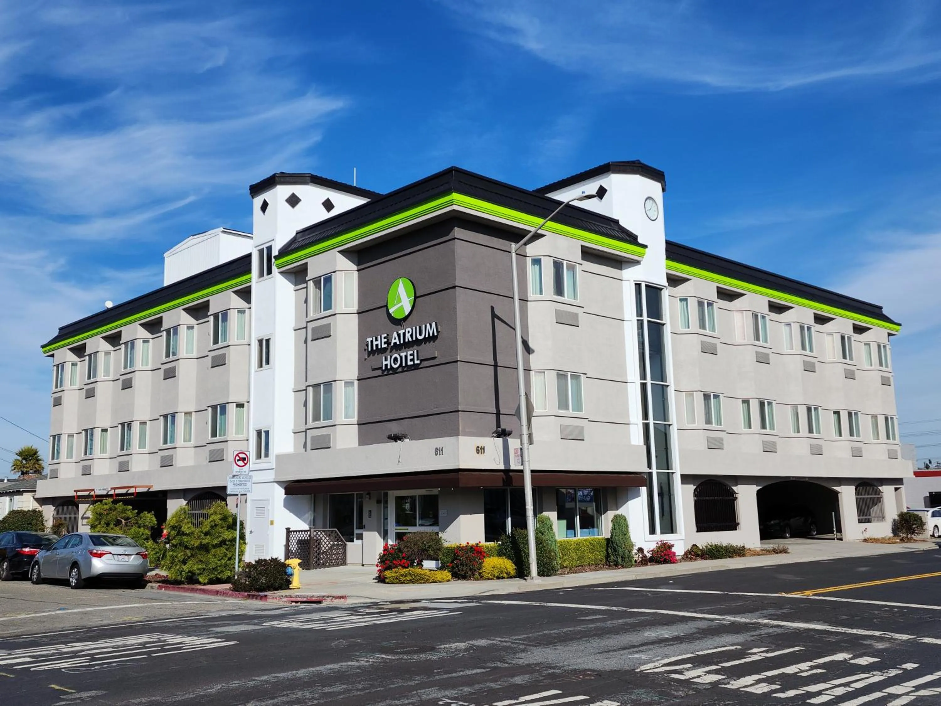 Property building in THE ATRIUM HOTEL SFO AIRPORT - FREE Shuttle & Breakfast