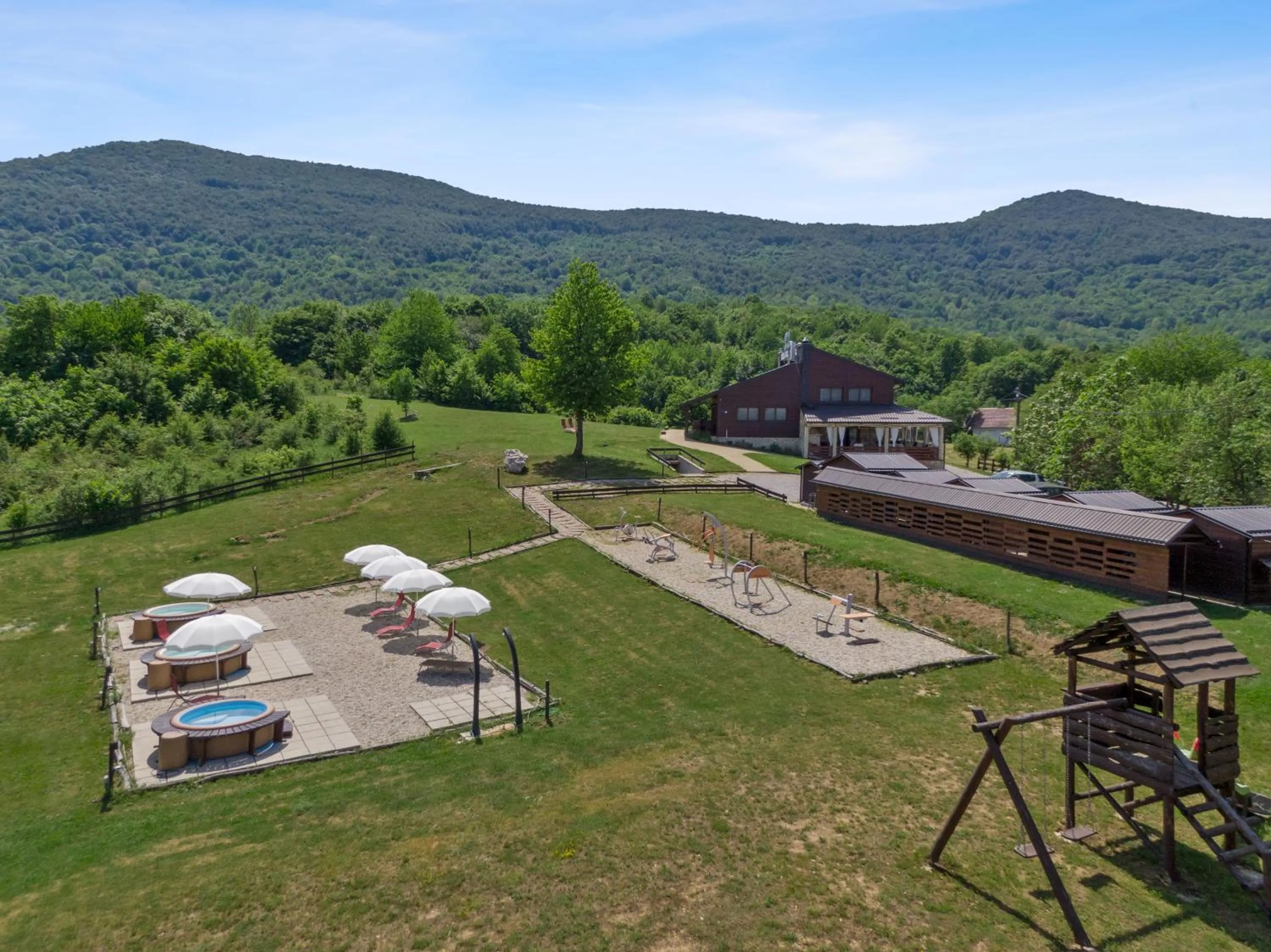 Garden view in B&B Plitvice Lakes Villa Irene