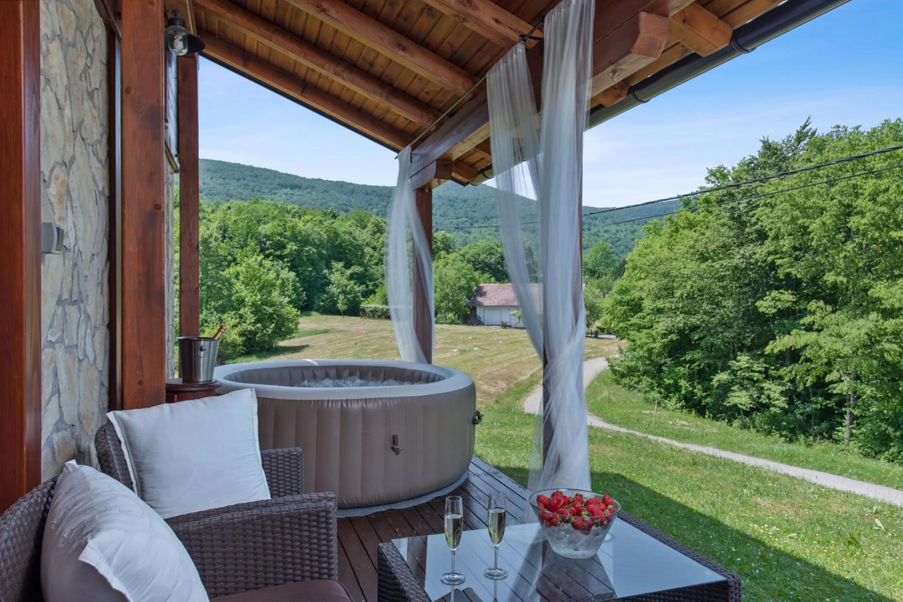 Balcony/Terrace in B&B Plitvice Lakes Villa Irene