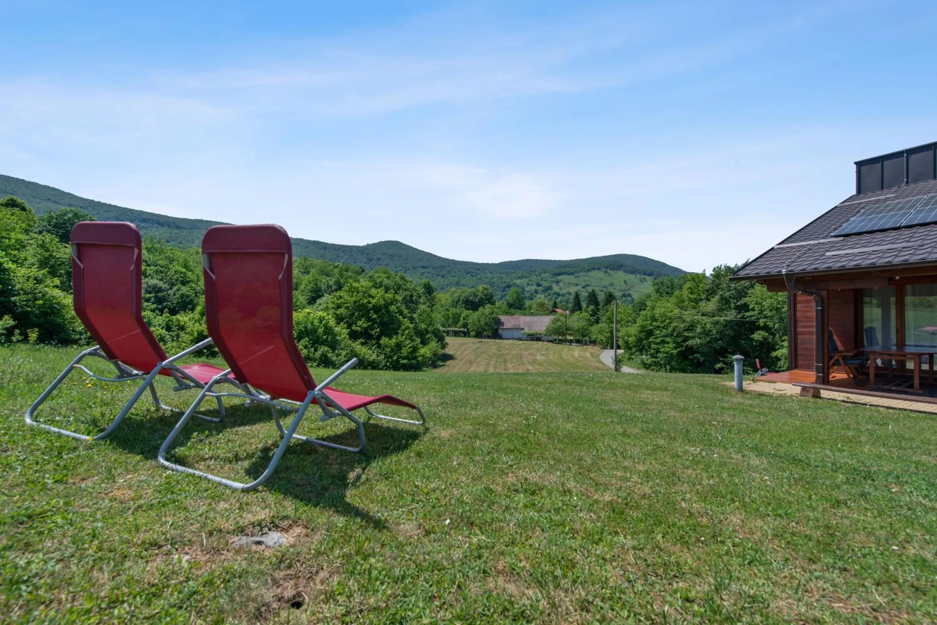 Mountain view in B&B Plitvice Lakes Villa Irene