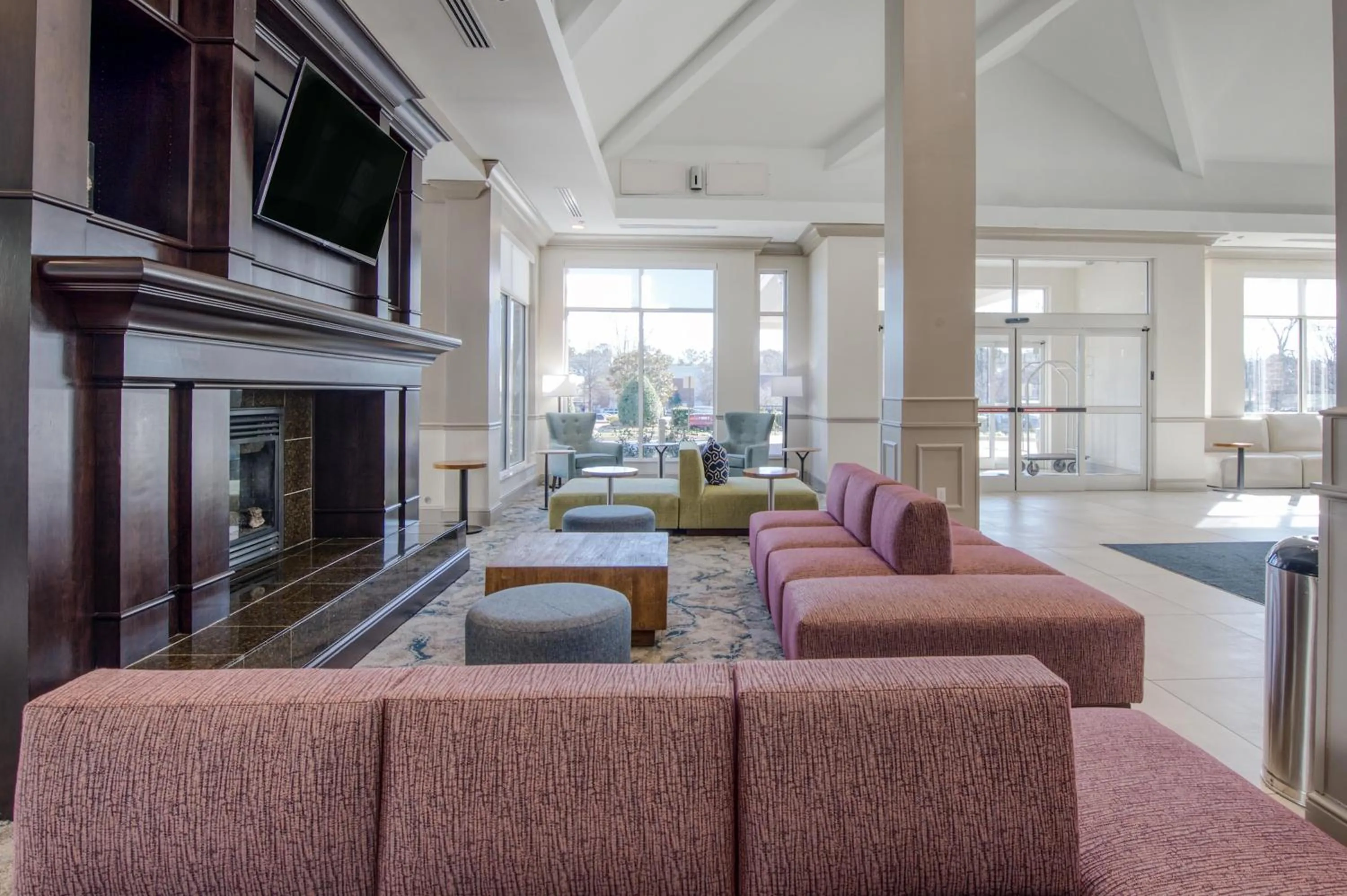 Lobby or reception in Hilton Garden Inn Durham Southpoint