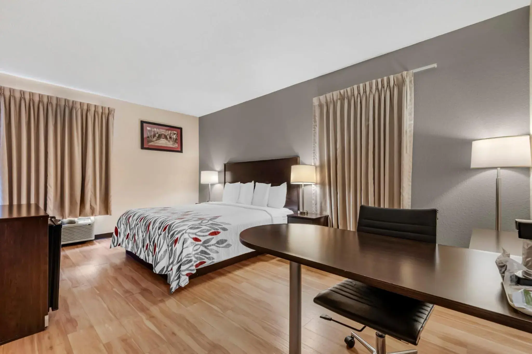 Bedroom, Bed in Red Roof Inn Dumas Bedroom, Bed in Red Roof Inn Dumas