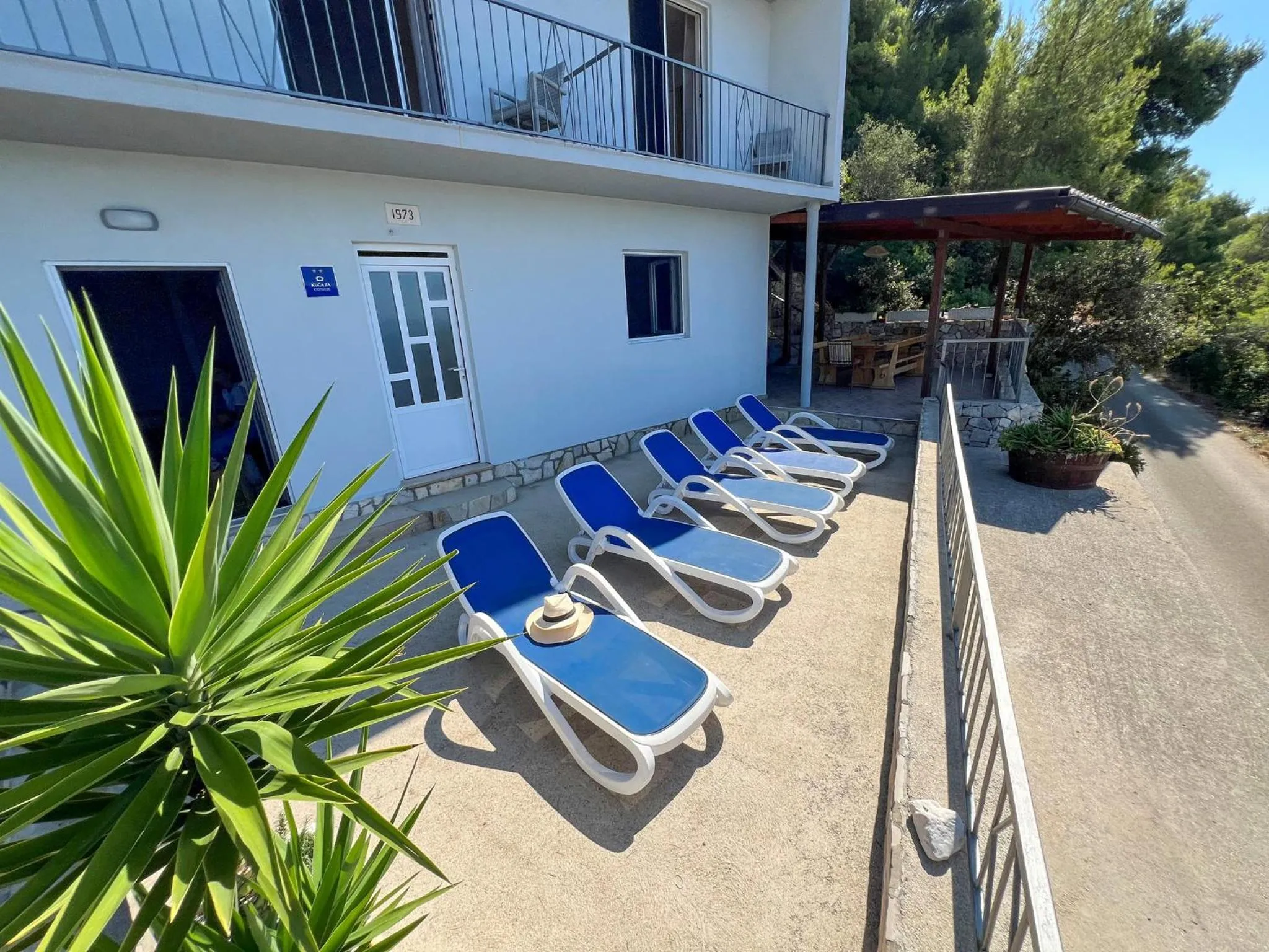 Property building in Robinson Olympos