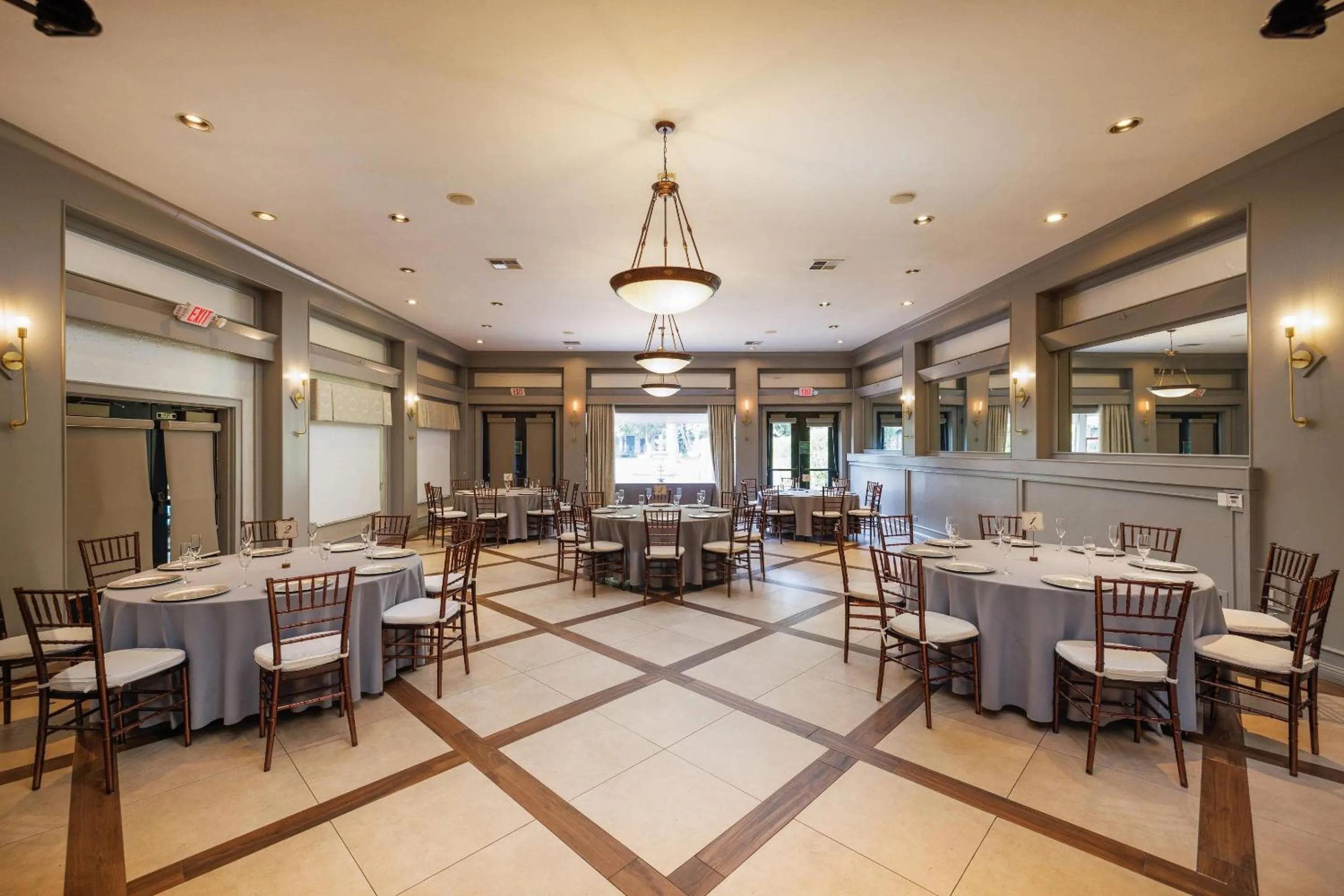 Meeting/conference room in Inn Marin and Suites, an Ascend Collection Hotel