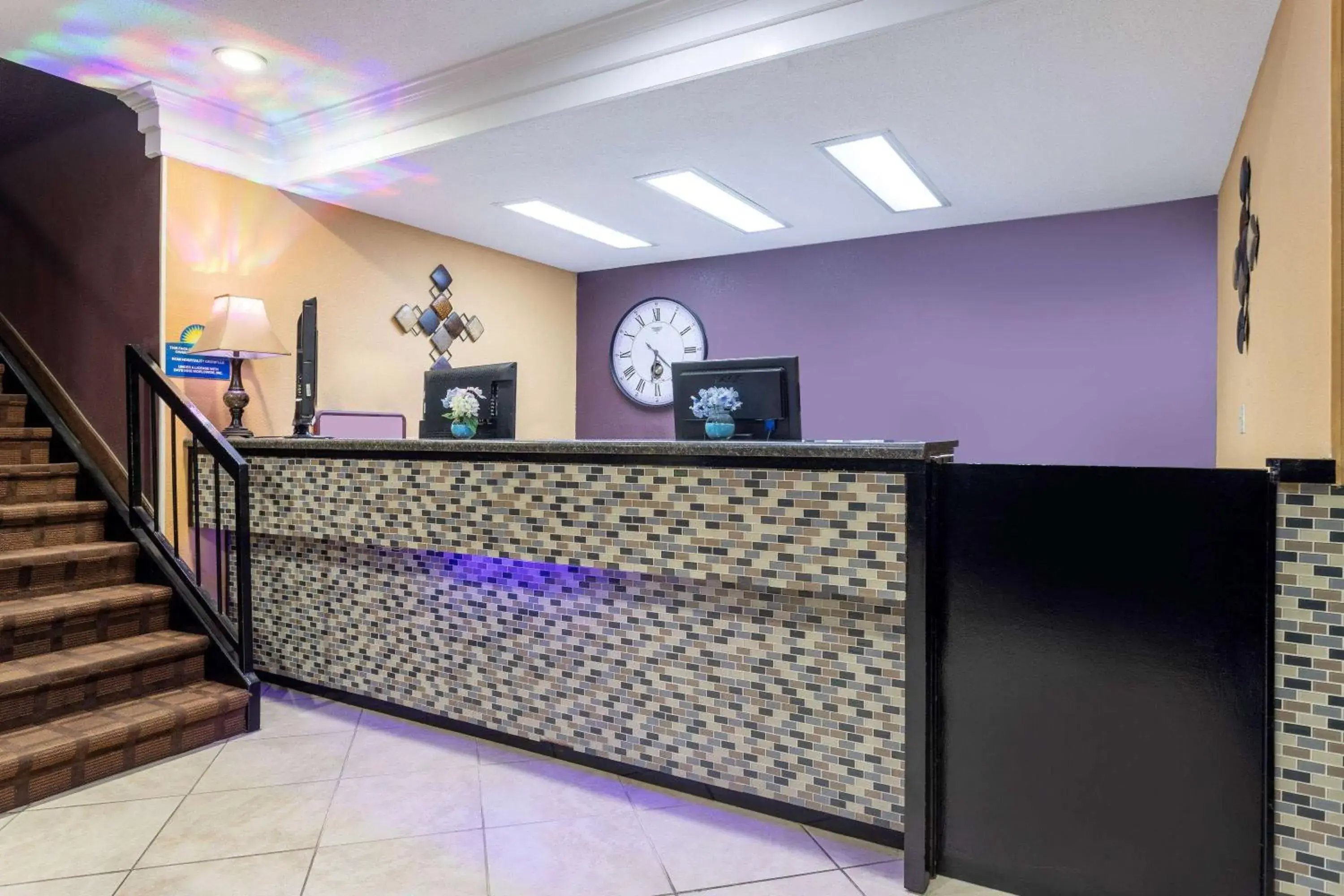 Lobby or reception in Days Inn by Wyndham Anderson IN Lobby or reception in Days Inn by Wyndham Anderson IN