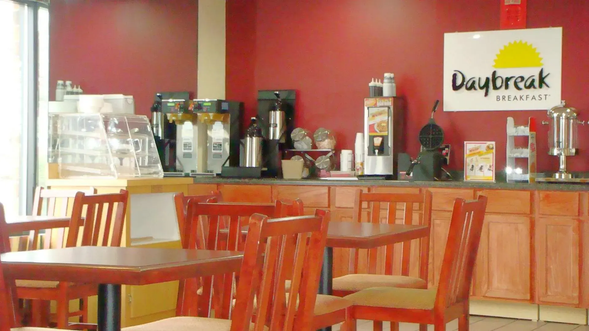 Restaurant/places to eat in Days Inn by Wyndham Anderson IN Restaurant/places to eat in Days Inn by Wyndham Anderson IN