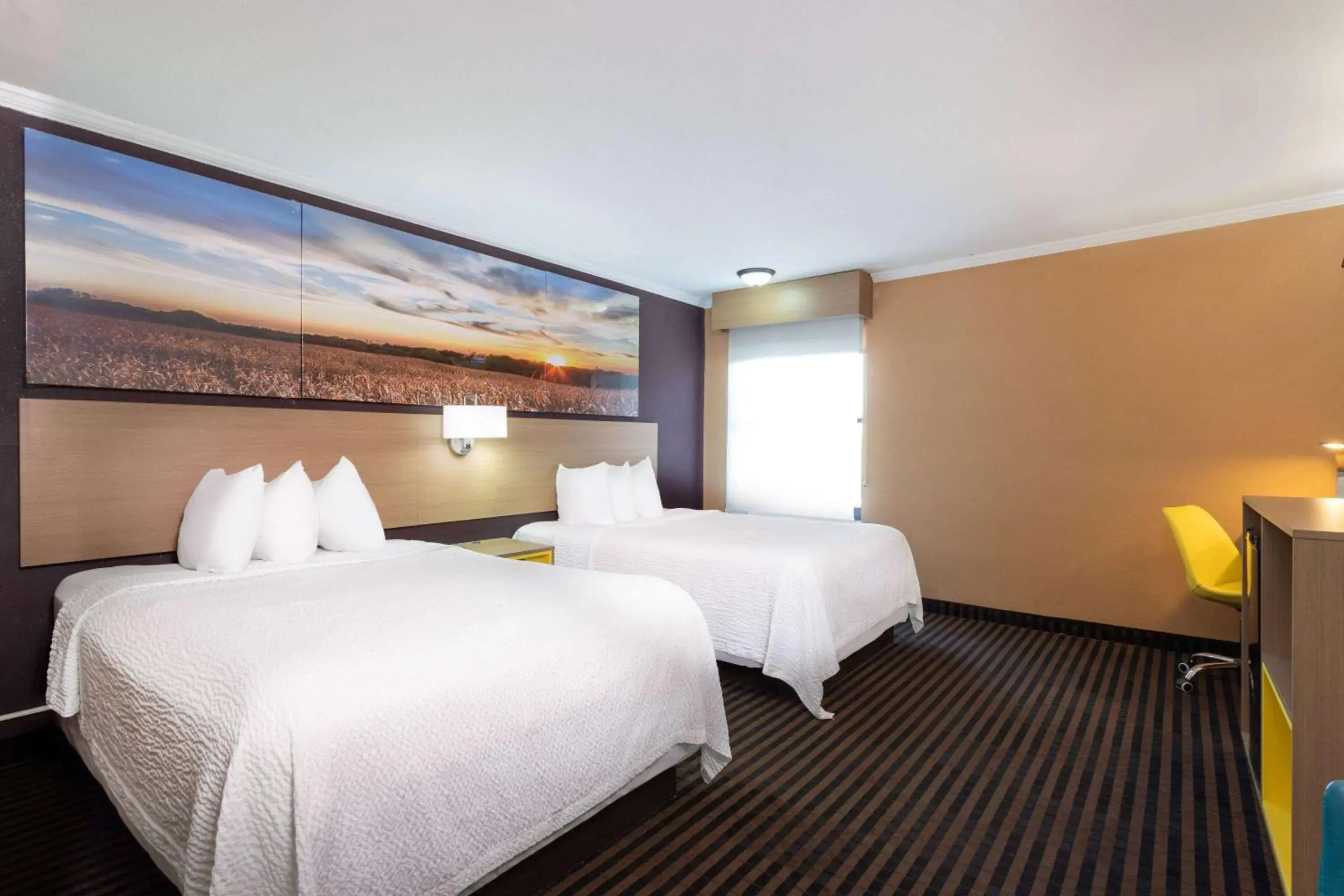 Photo of the whole room, Bed in Days Inn by Wyndham Anderson IN Photo of the whole room, Bed in Days Inn by Wyndham Anderson IN