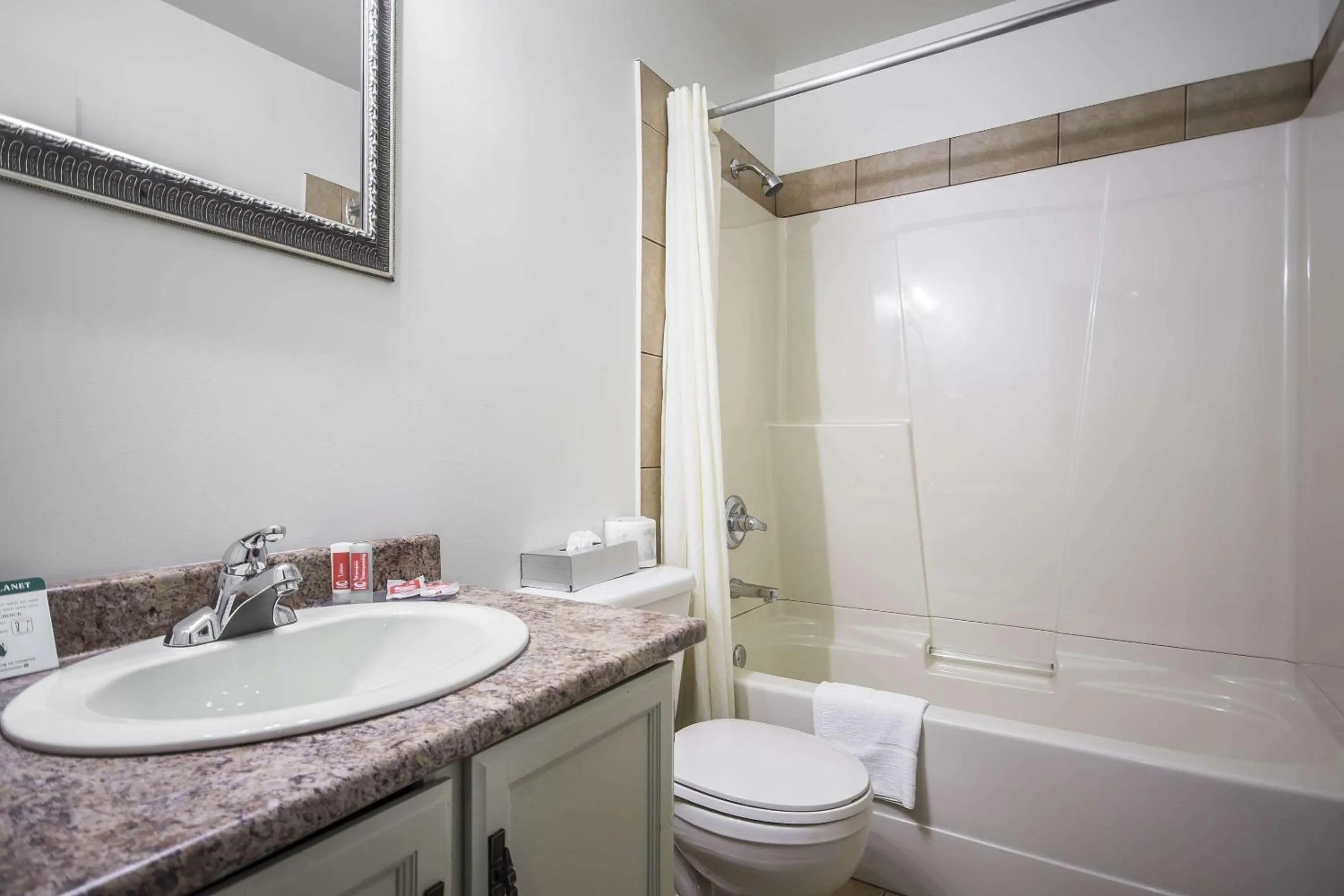 Bathroom in Econo Lodge