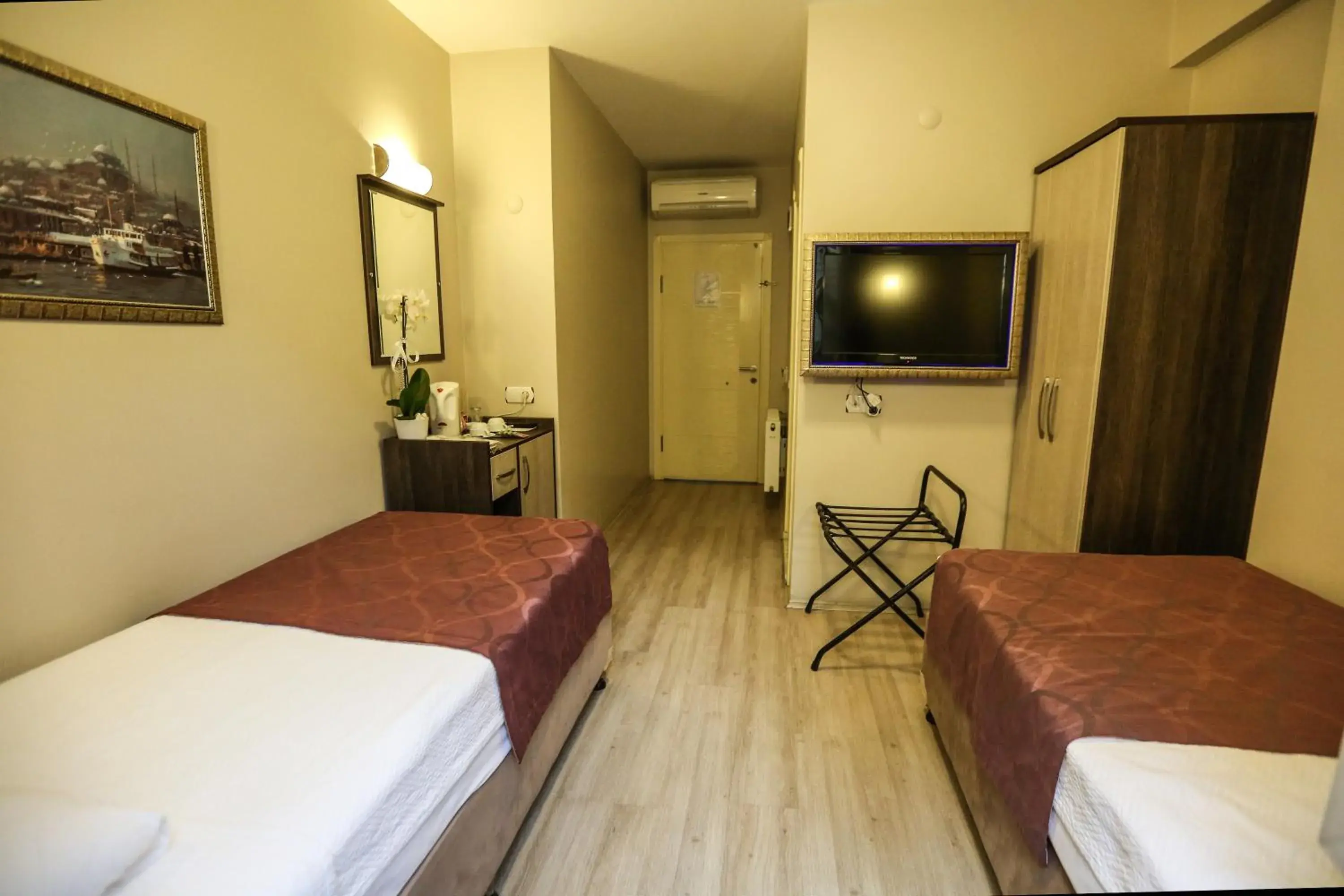 Bed in Boğaz Otel Bed in Boğaz Otel