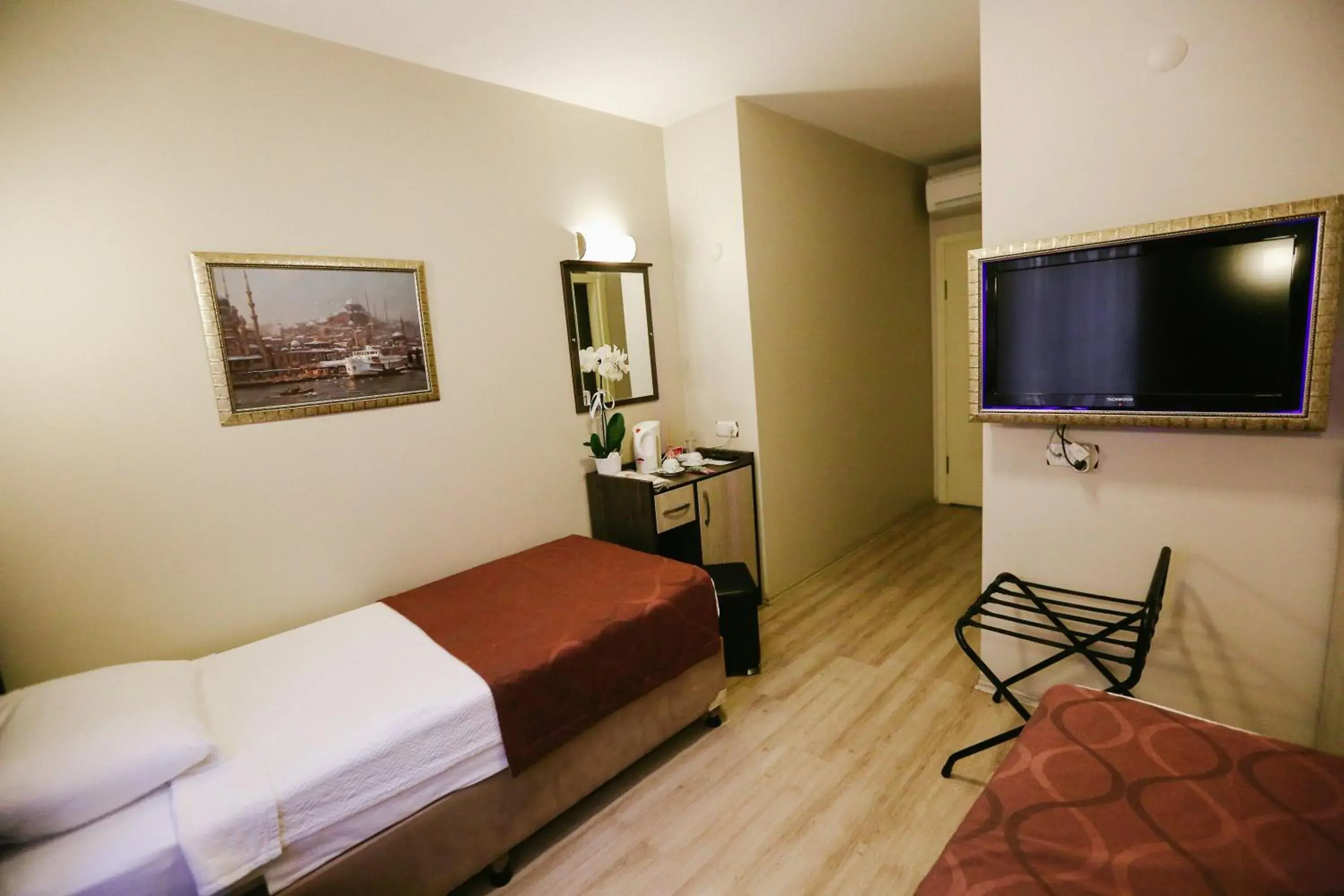 Bed in Boğaz Otel Bed in Boğaz Otel