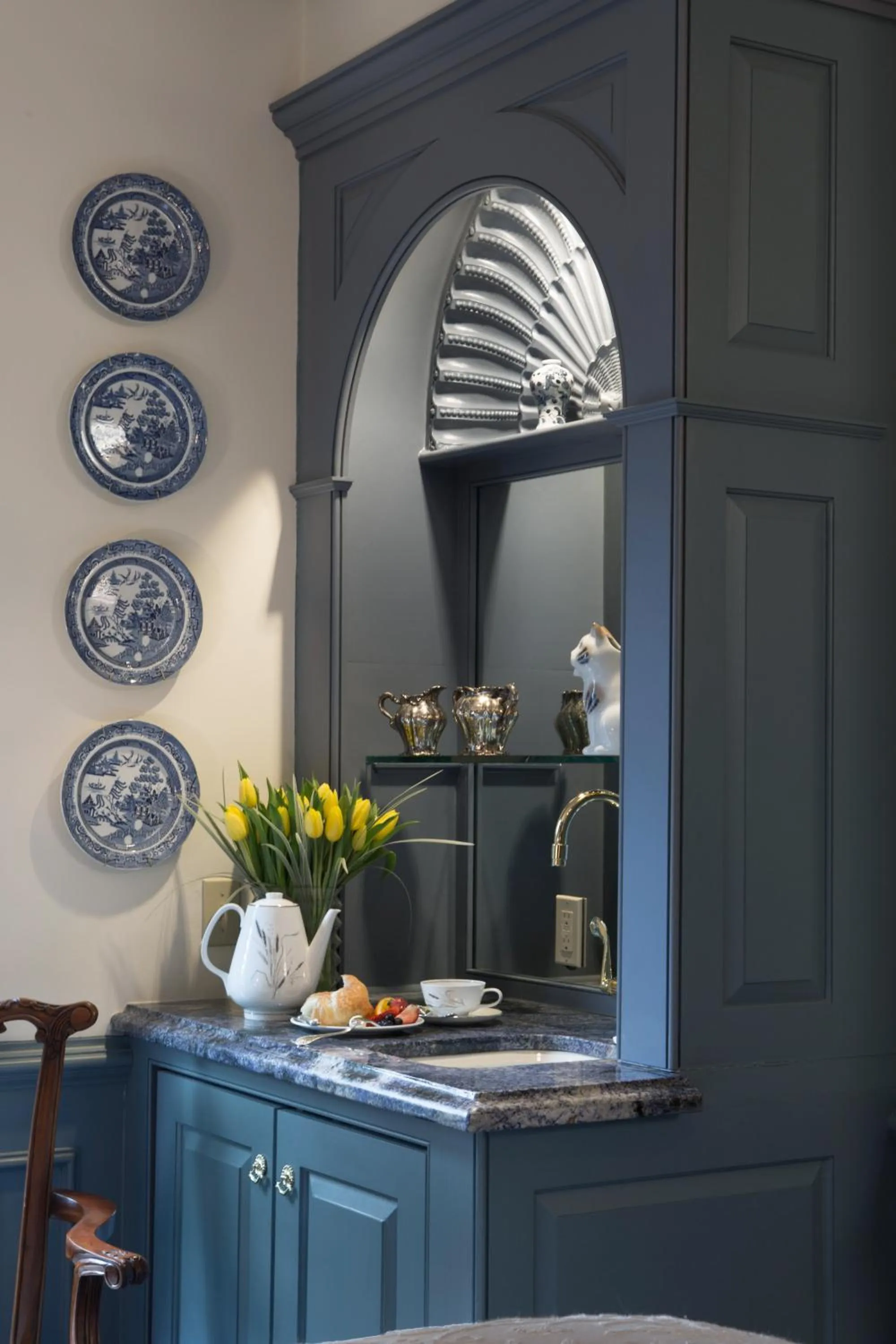 Bedroom in The Chanler at Cliff Walk