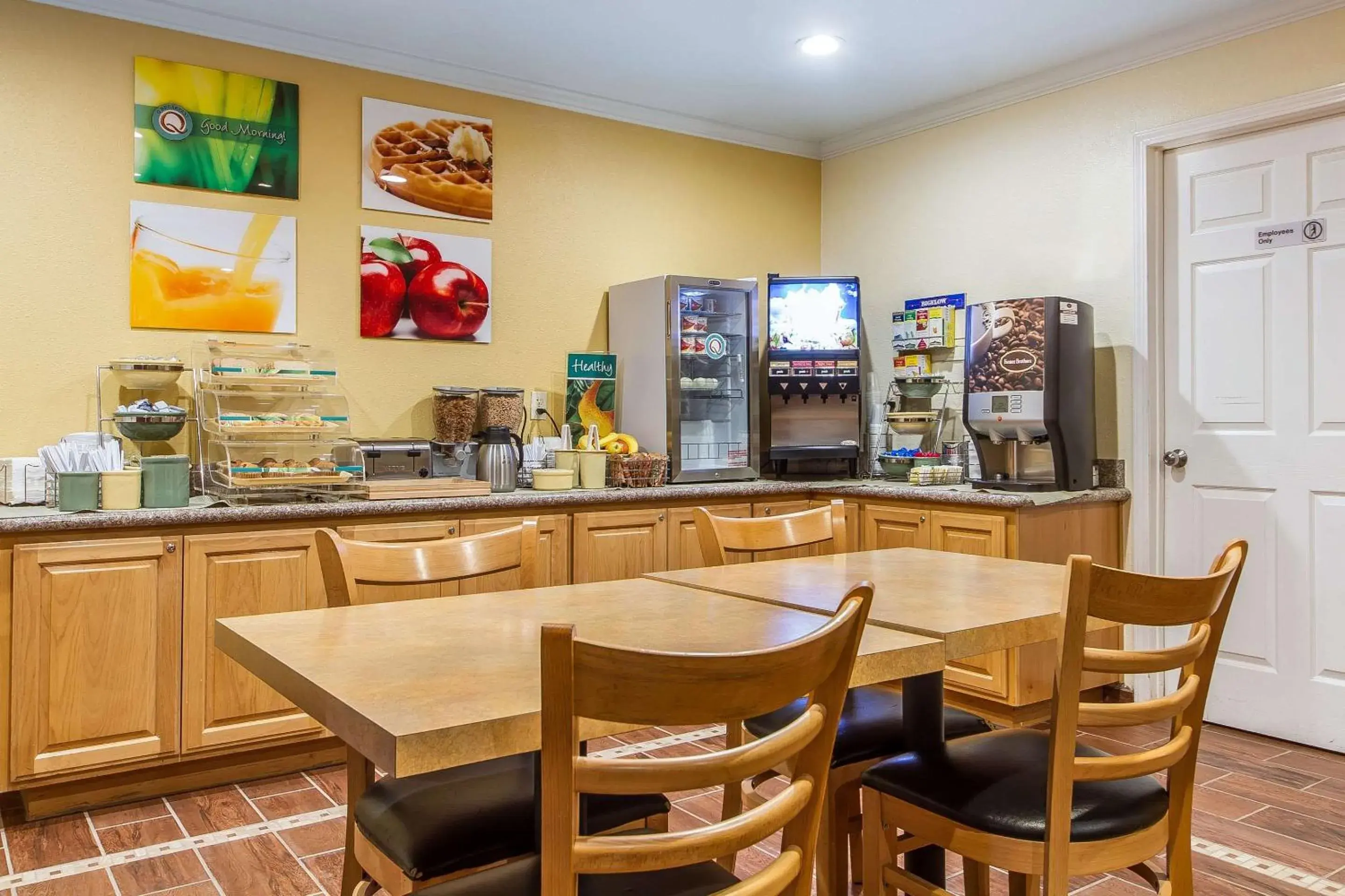 Restaurant/places to eat in Quality Inn & Suites Gilroy Restaurant/places to eat in Quality Inn & Suites Gilroy