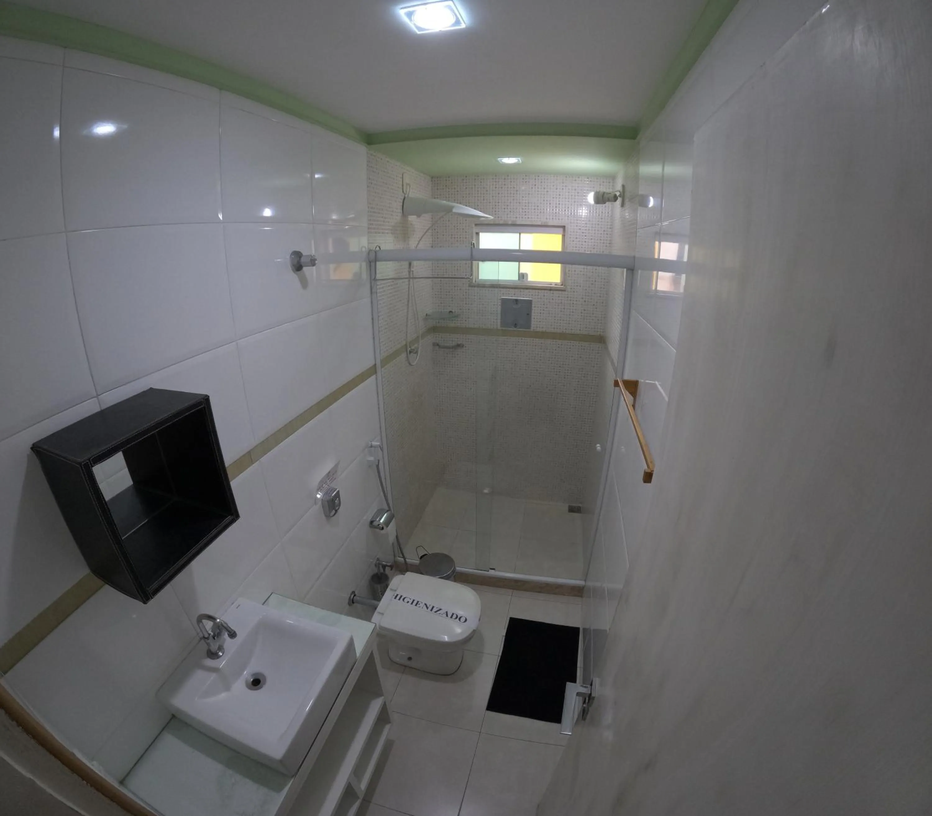 Shower in Hotel Casa Bonita