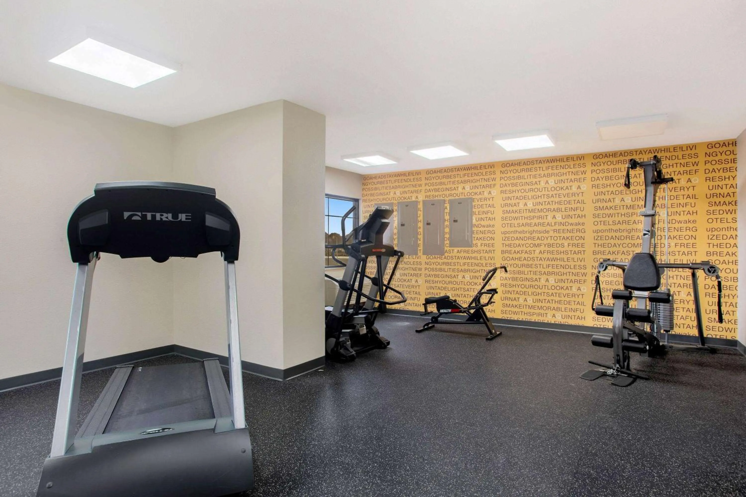Fitness centre/facilities in La Quinta by Wyndham Springfield South