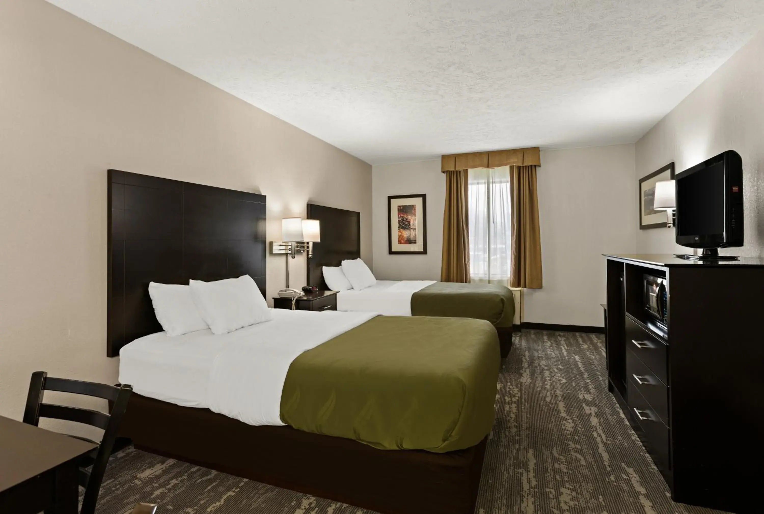 Double Room with Two Double Beds - Second Floor in Quality Inn Double Room with Two Double Beds - Second Floor in Quality Inn