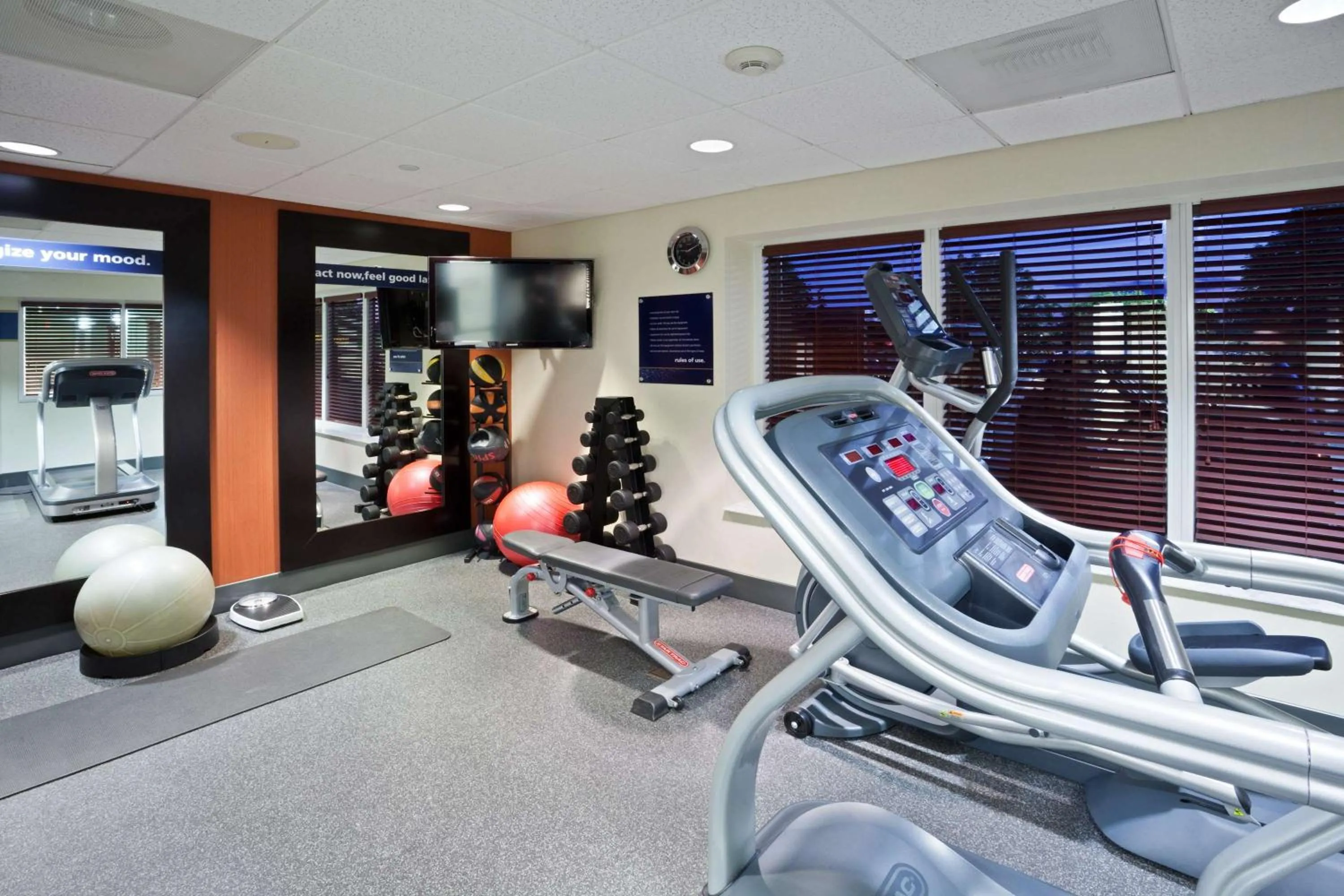 Fitness centre/facilities in Hampton Inn Clifton Park
