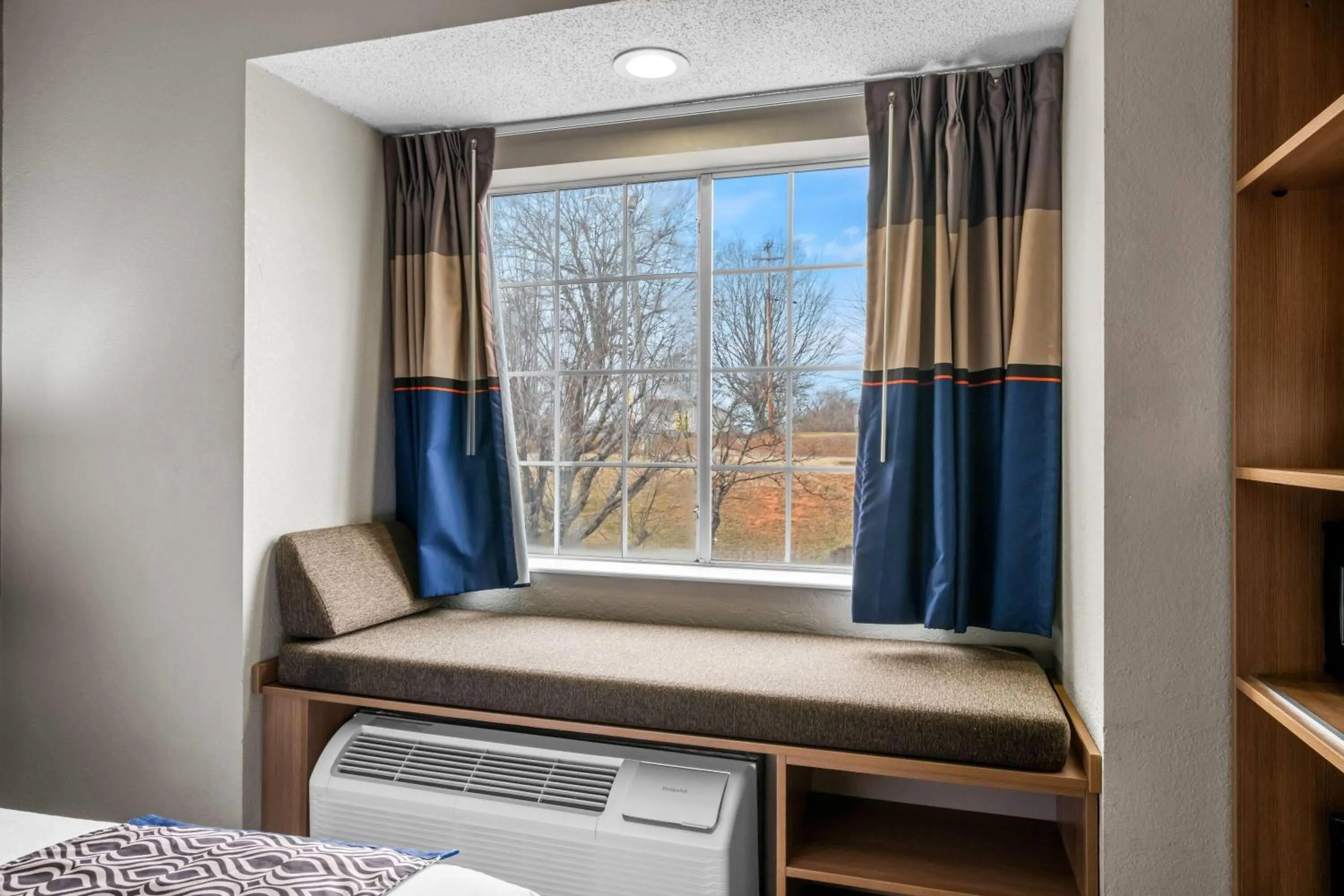 Bed in Microtel Inn & Suites by Wyndham Statesville