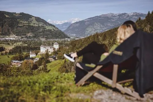 Panorama Hotel Guggenbichl - inkl Sommerkarte, einmaliger Eintritt ins Tauern Spa & bester Ausblick über Kaprun