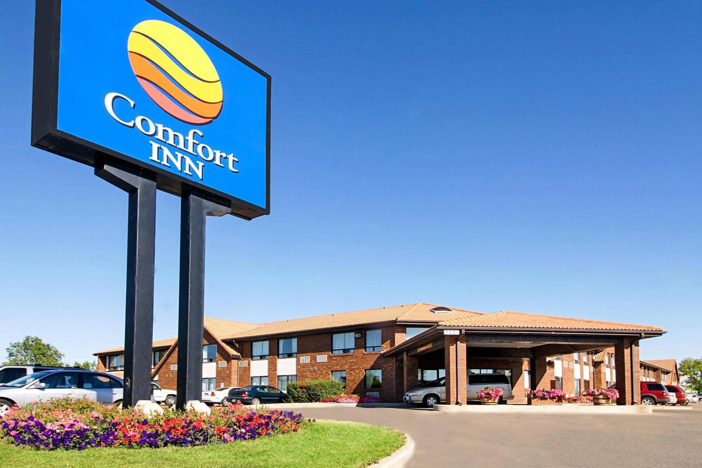 Property building in Comfort Inn