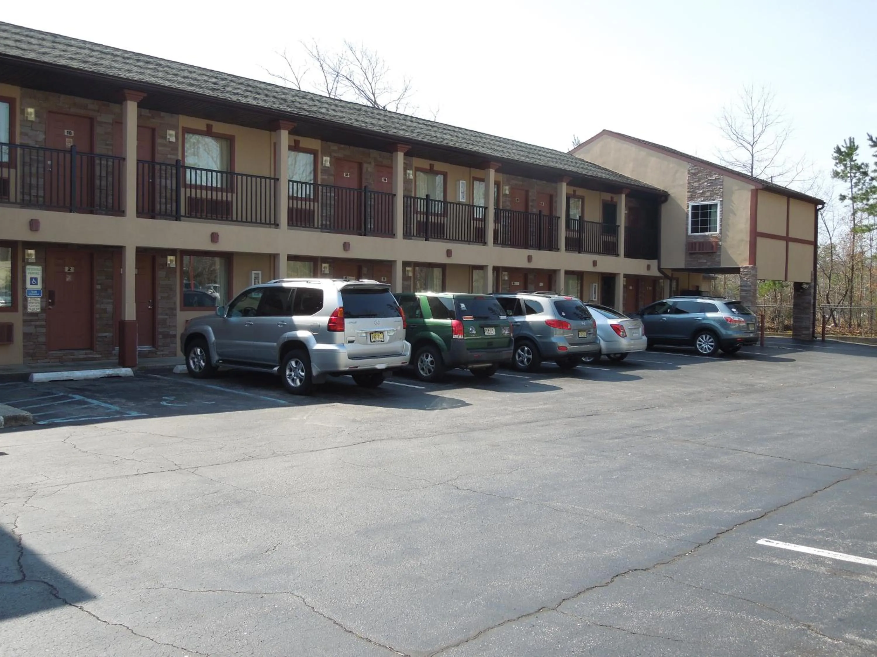 Property building in Red Carpet Inn Absecon