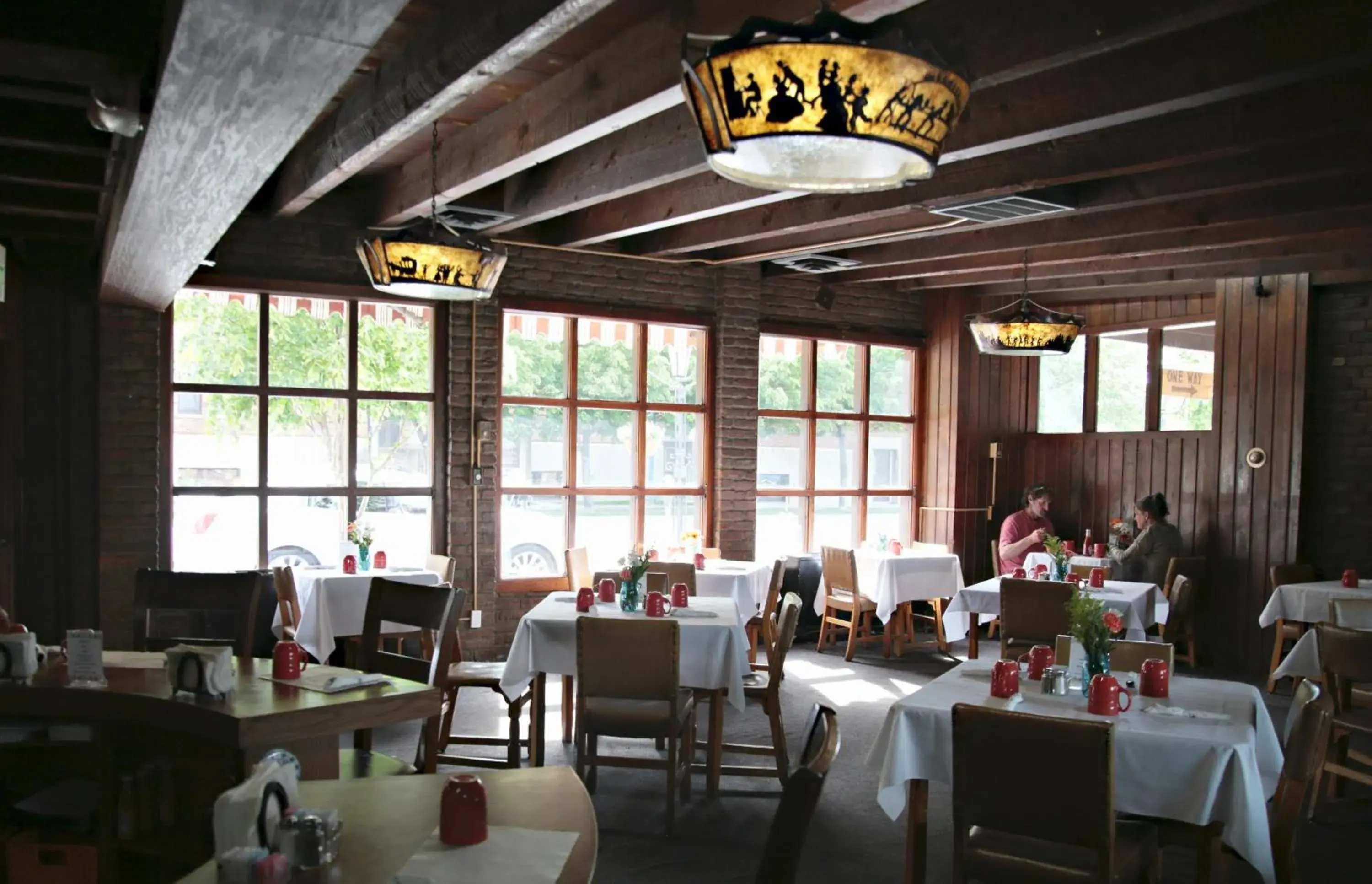 Restaurant/places to eat in Dude Rancher Lodge Restaurant/places to eat in Dude Rancher Lodge