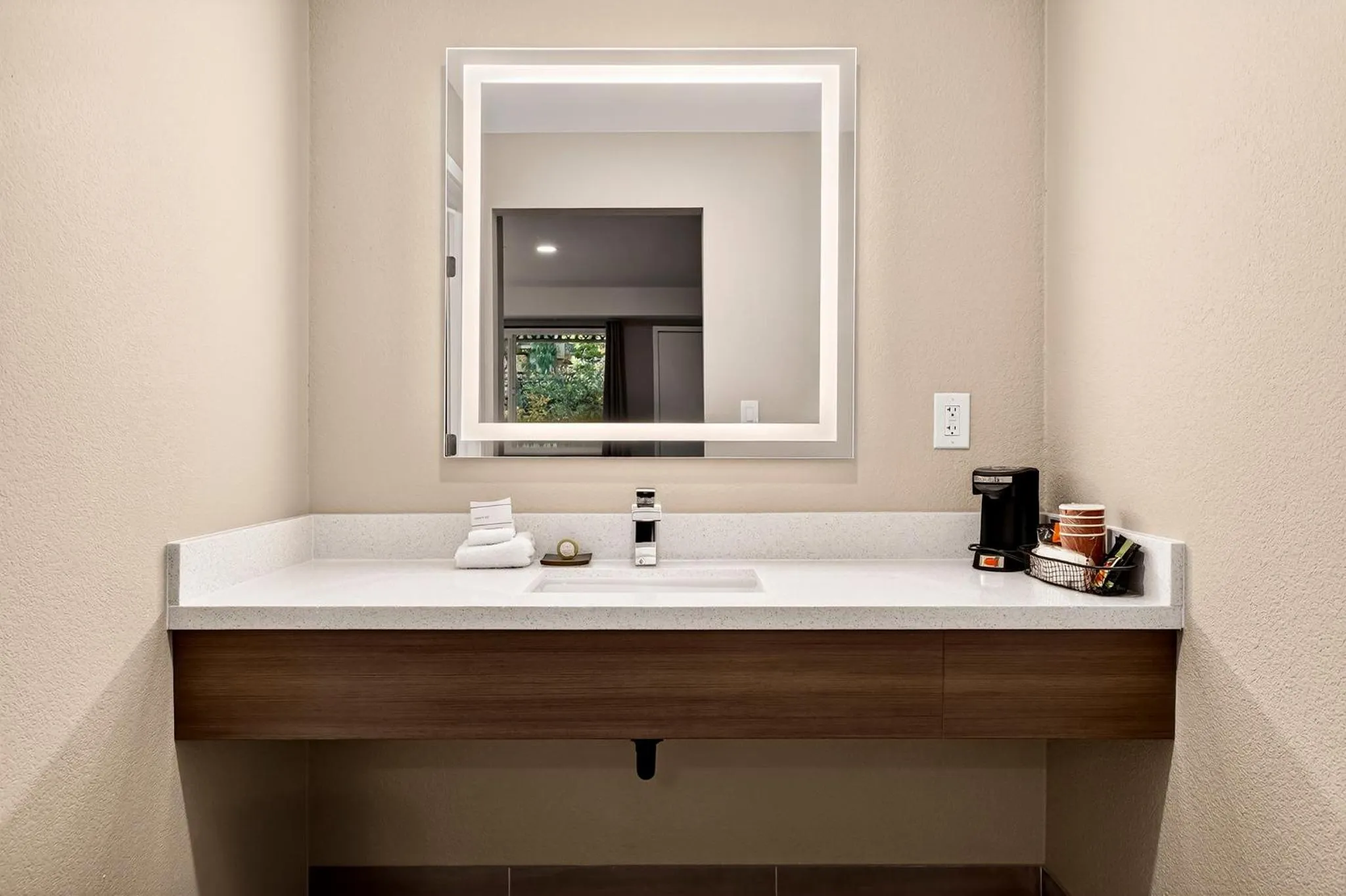 Bathroom in Northern Queen Inn