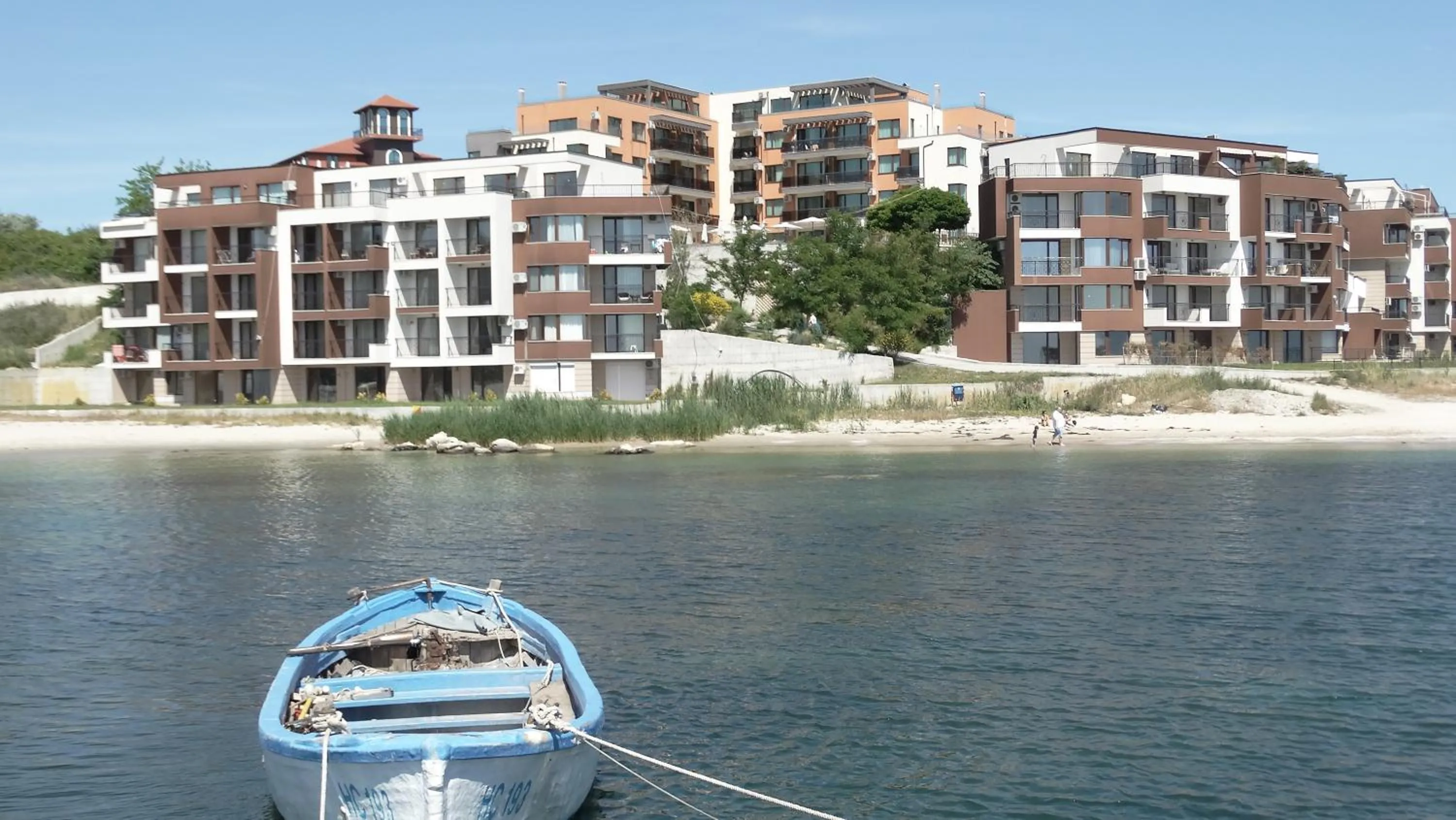 Akrotiria Beach Apart Complex