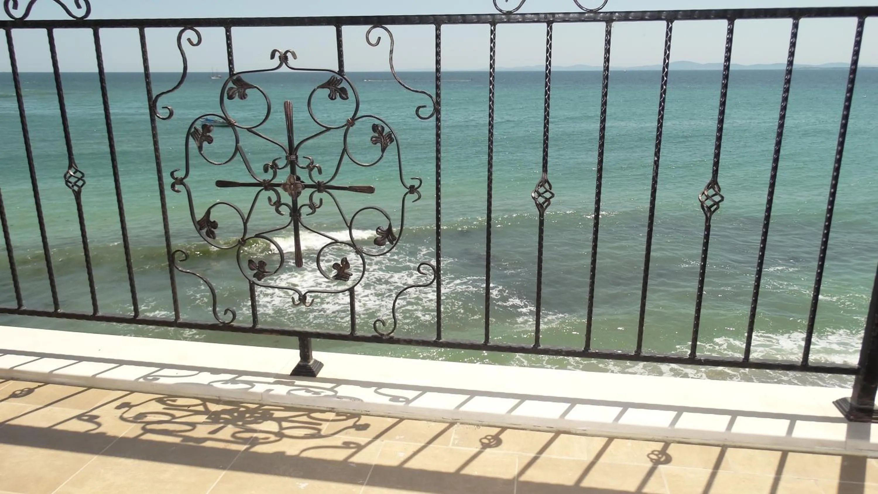 Akrotiria Beach Apart Complex