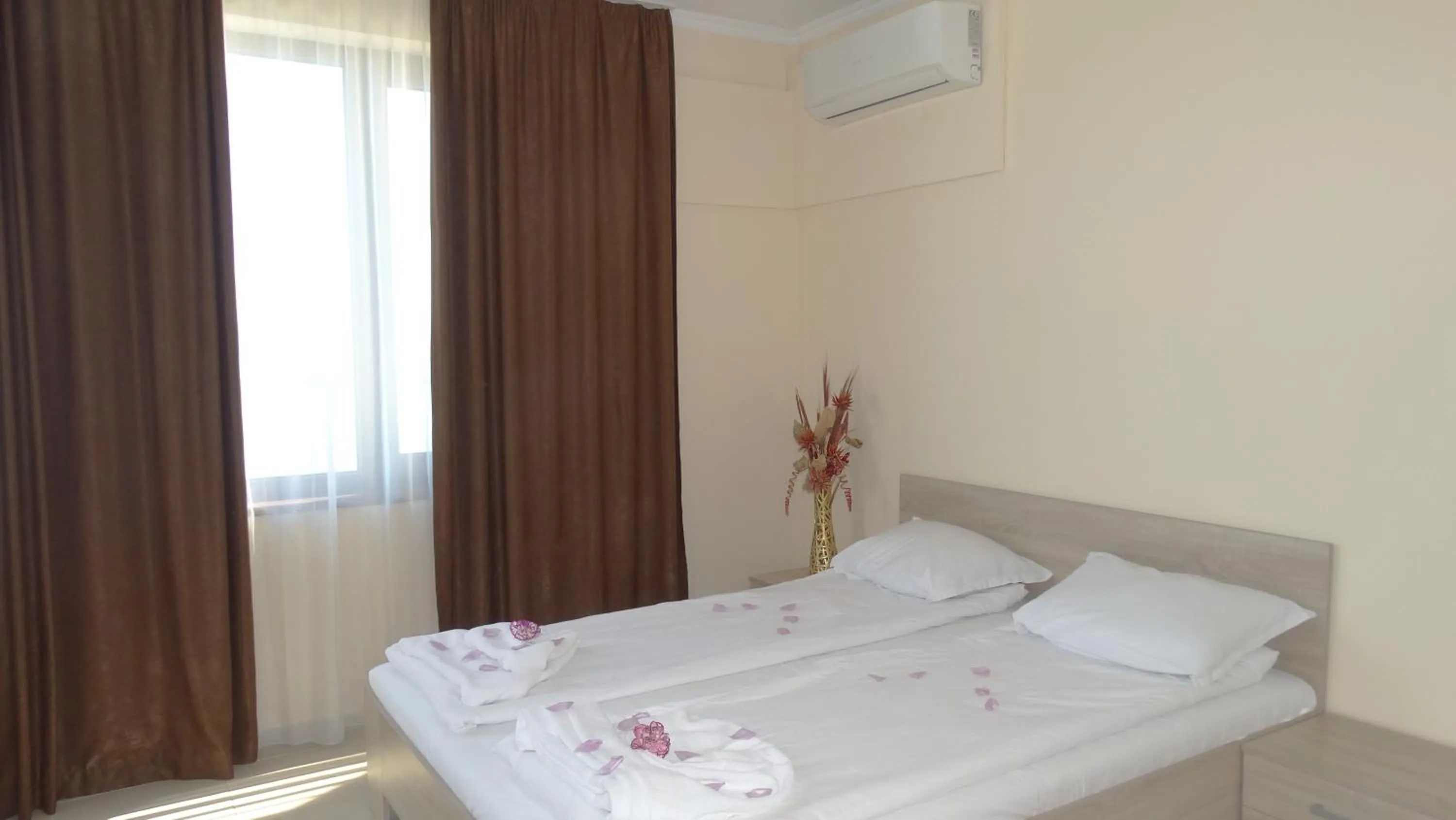 Bed in Akrotiria Beach Apart Complex