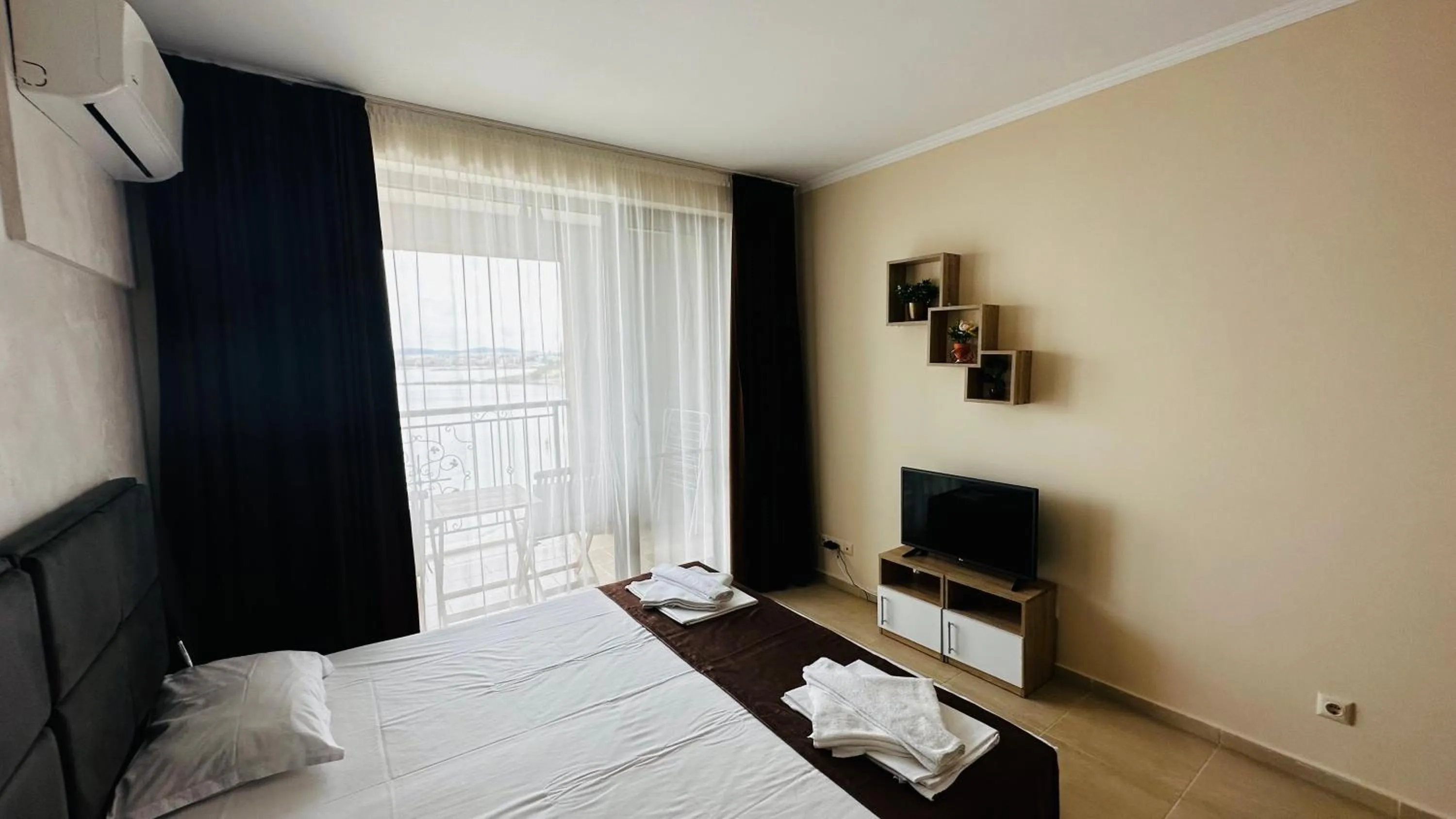 Bed in Akrotiria Beach Apart Complex