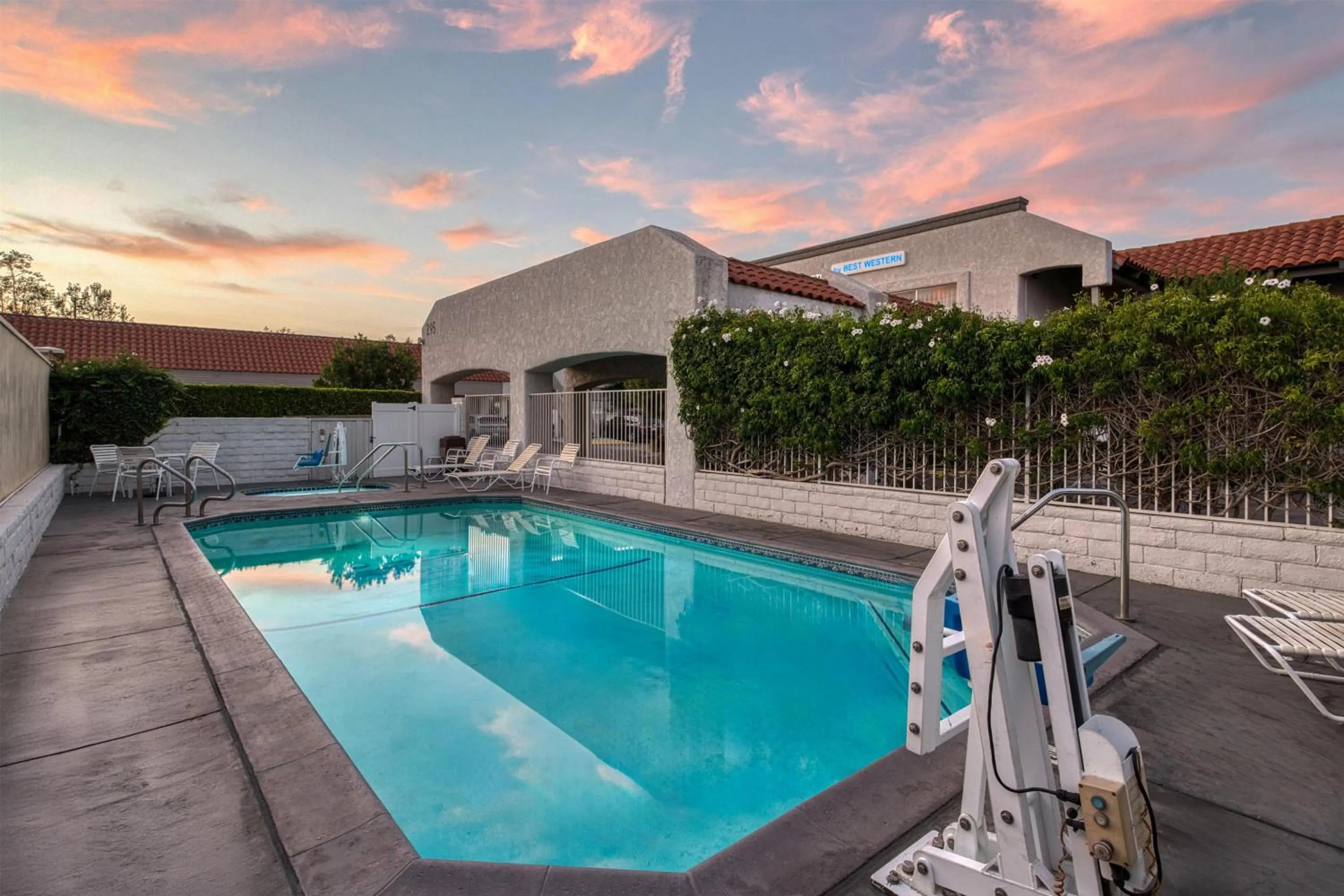 Pool view in SureStay Hotel by Best Western Camarillo