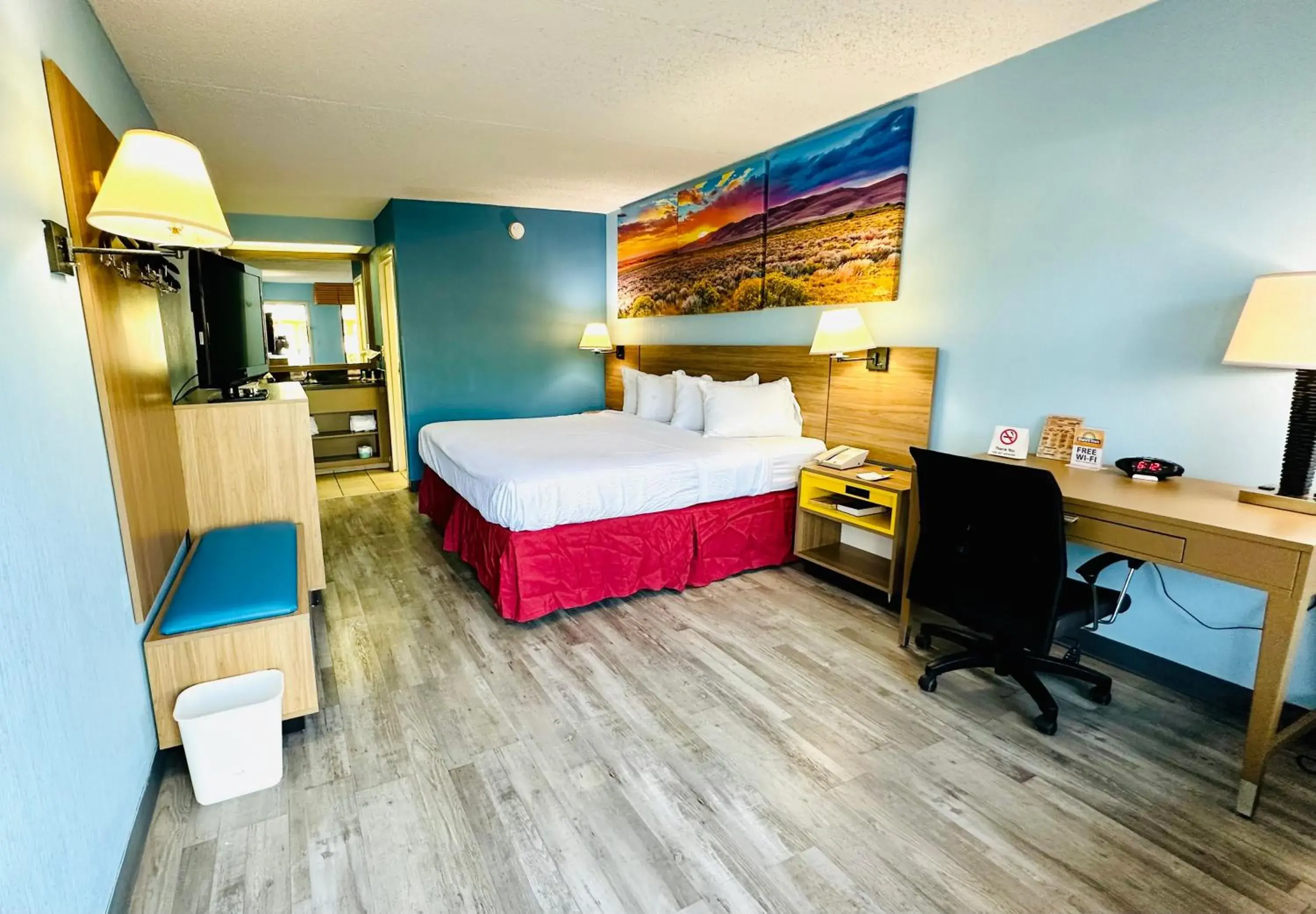 Bedroom, Bed in Days Inn by Wyndham Las Cruces Bedroom, Bed in Days Inn by Wyndham Las Cruces