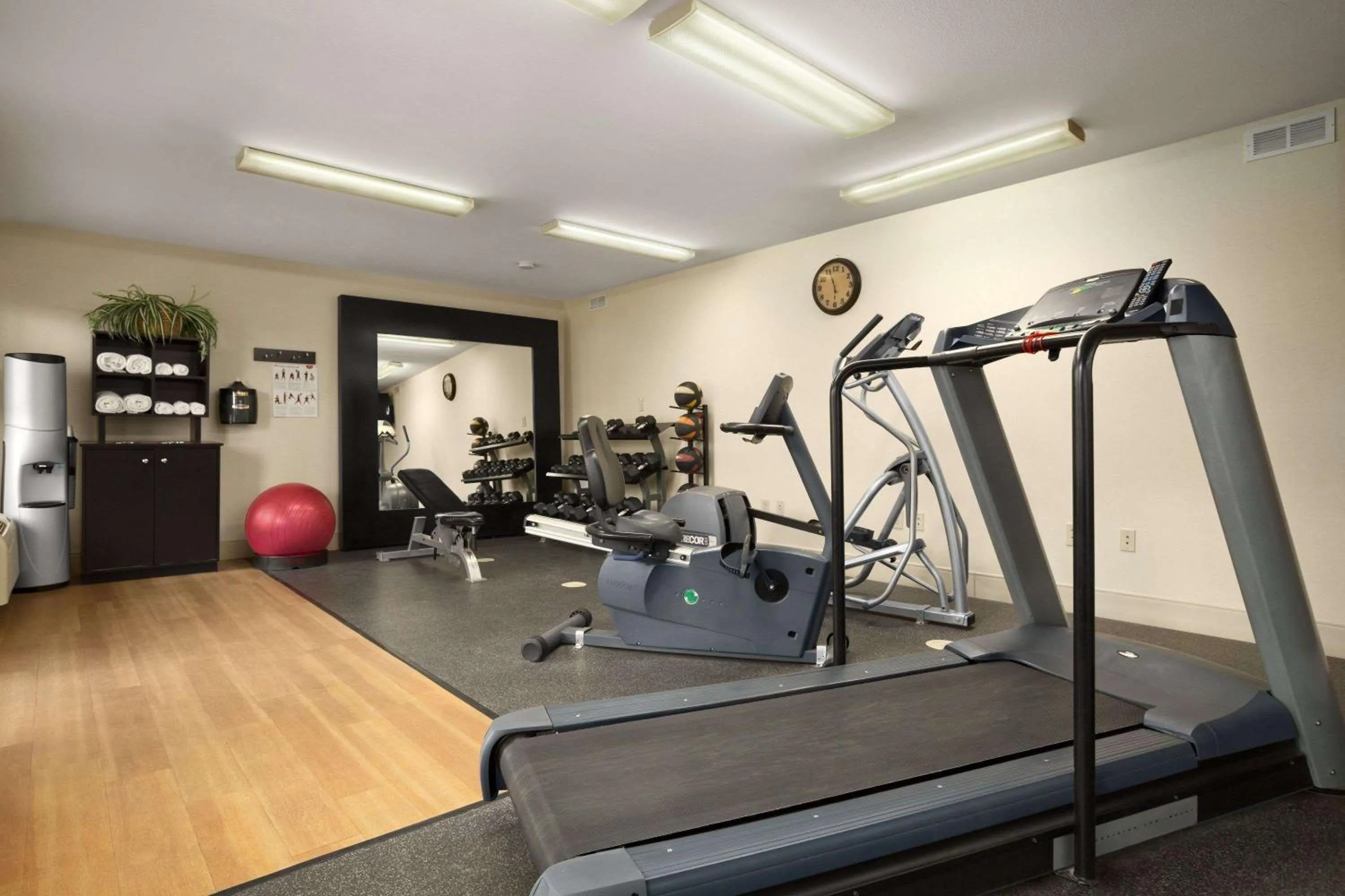Fitness centre/facilities in Days Inn by Wyndham Las Cruces