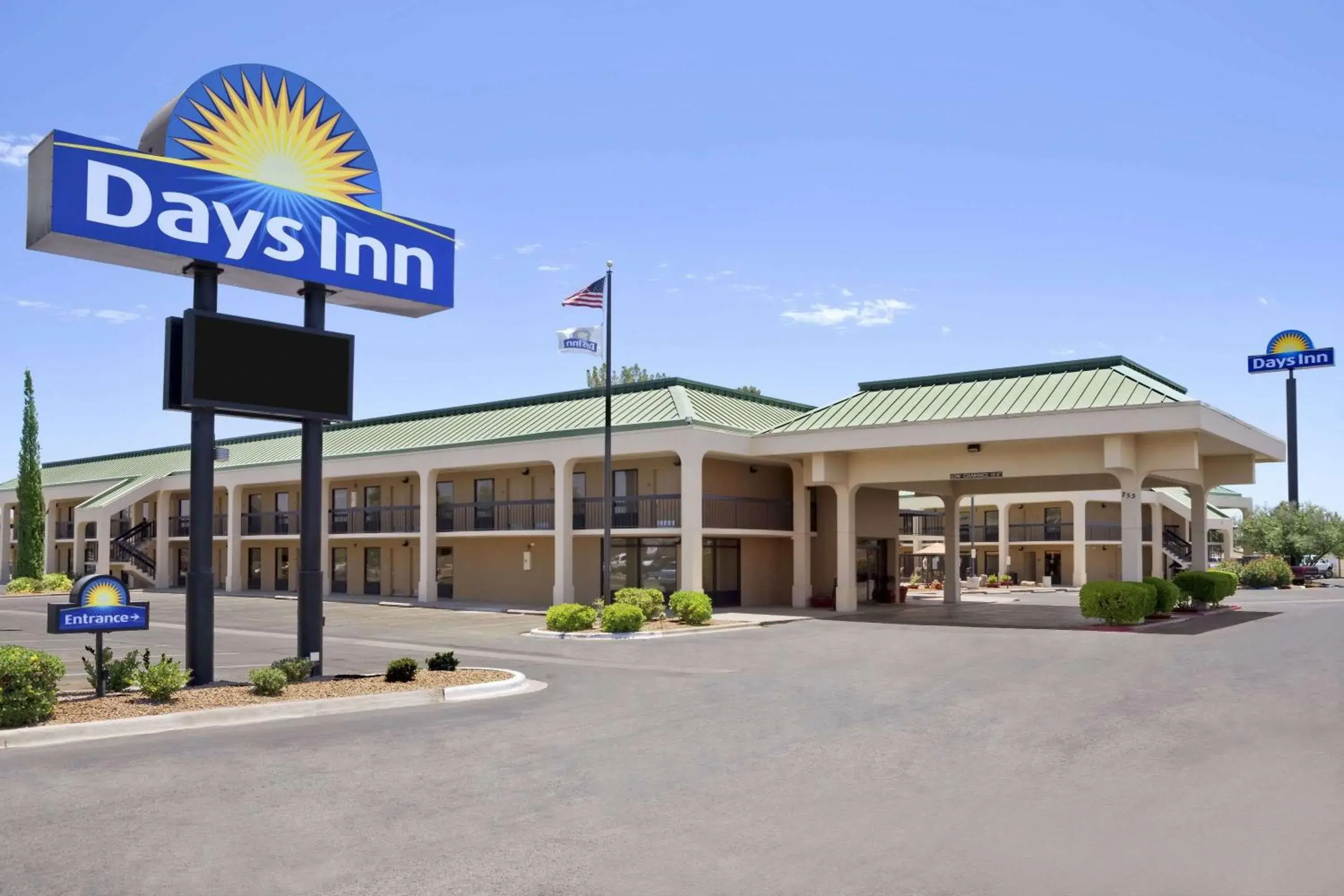 Property building in Days Inn by Wyndham Las Cruces Property building in Days Inn by Wyndham Las Cruces