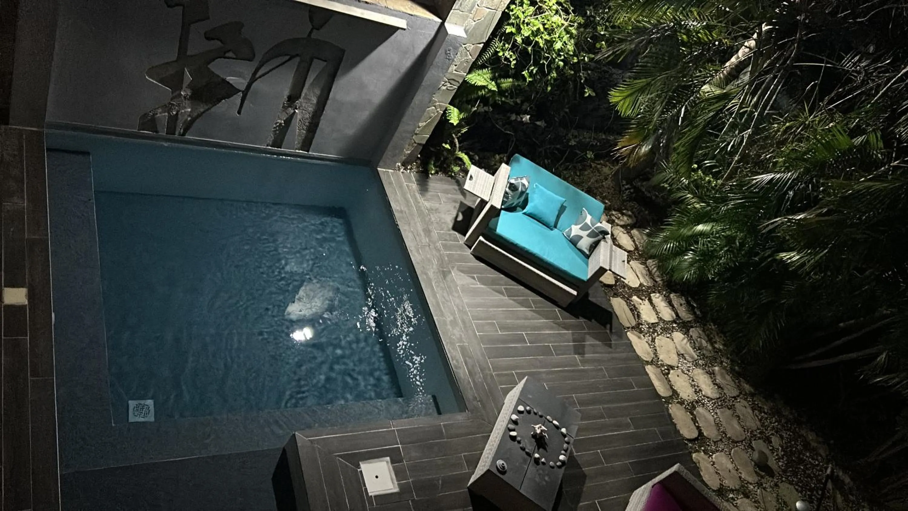 Pool view in Alyzes Diamant